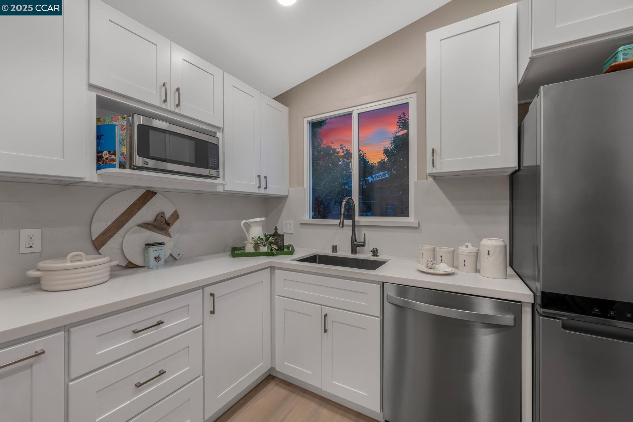 803 Hacienda way, San Rafael, California 94903, 4 Bedrooms Bedrooms, 8 Rooms Rooms,2 BathroomsBathrooms,Residential,For Sale,803 Hacienda way,41103286