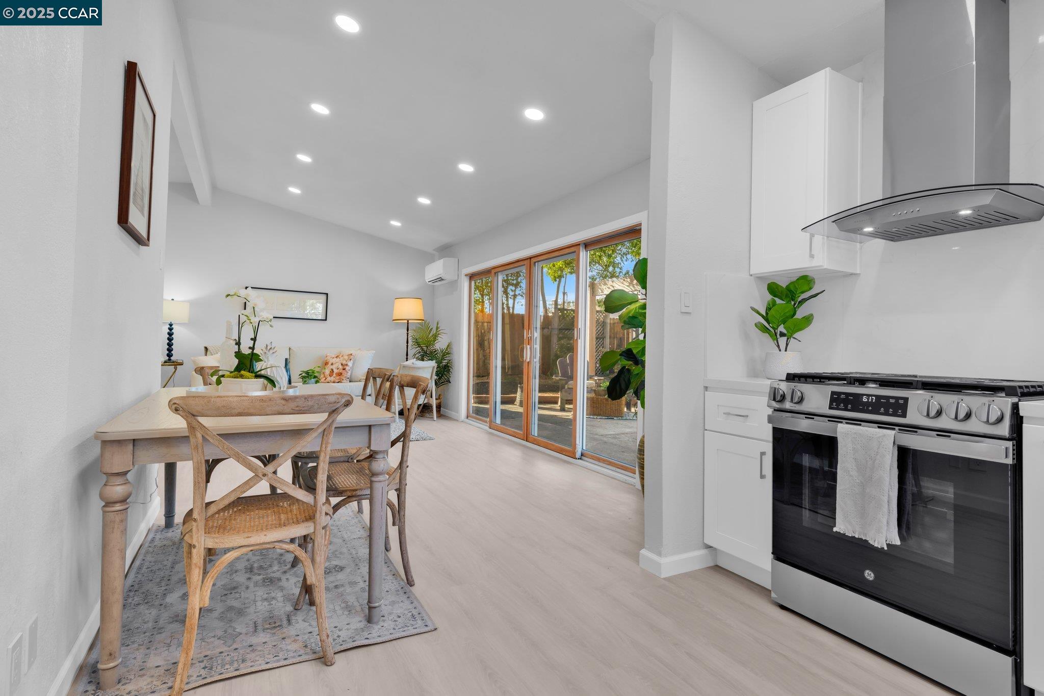 803 Hacienda way, San Rafael, California 94903, 4 Bedrooms Bedrooms, 8 Rooms Rooms,2 BathroomsBathrooms,Residential,For Sale,803 Hacienda way,41103286