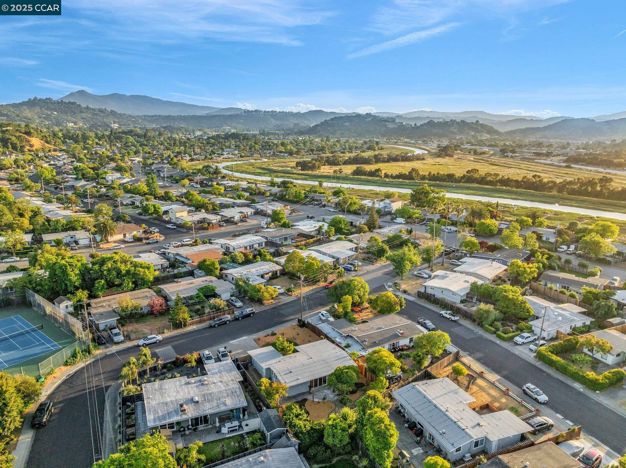 803 Hacienda way, San Rafael, California 94903, 4 Bedrooms Bedrooms, 8 Rooms Rooms,2 BathroomsBathrooms,Residential,For Sale,803 Hacienda way,41103286