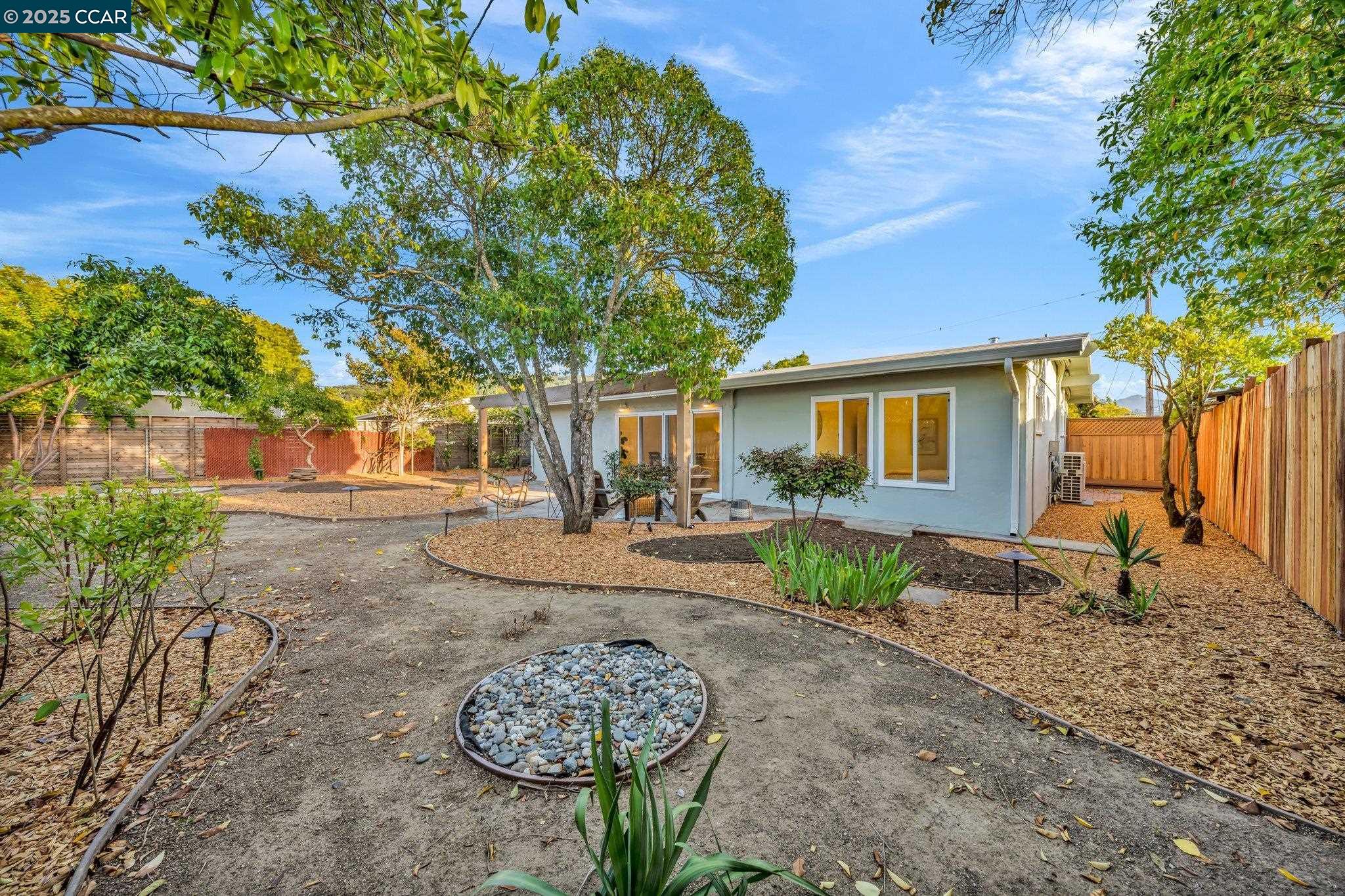 803 Hacienda way, San Rafael, California 94903, 4 Bedrooms Bedrooms, 8 Rooms Rooms,2 BathroomsBathrooms,Residential,For Sale,803 Hacienda way,41103286