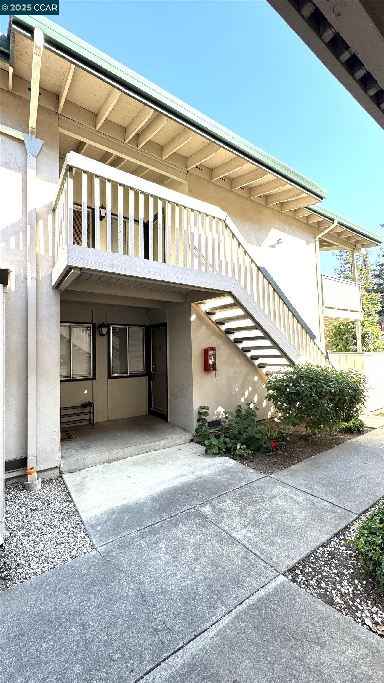 Photo #2: 41103287 Listing 