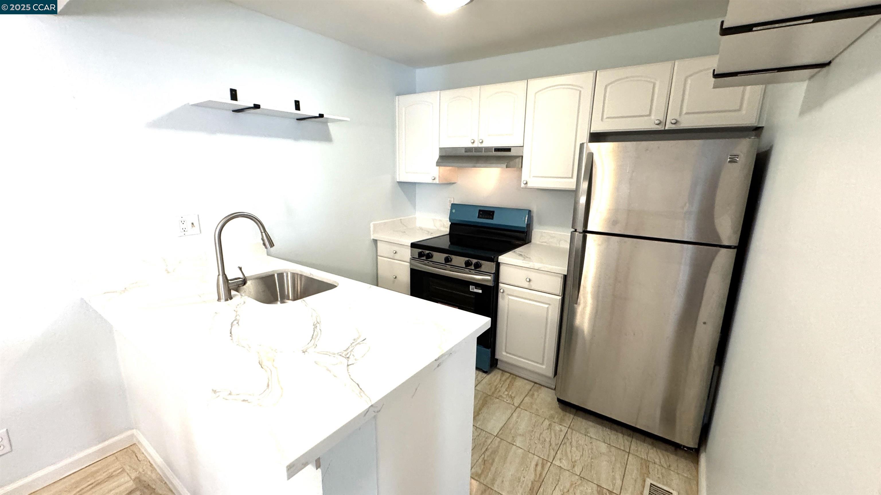 Photo #7: 41103287 Listing: Photo #7