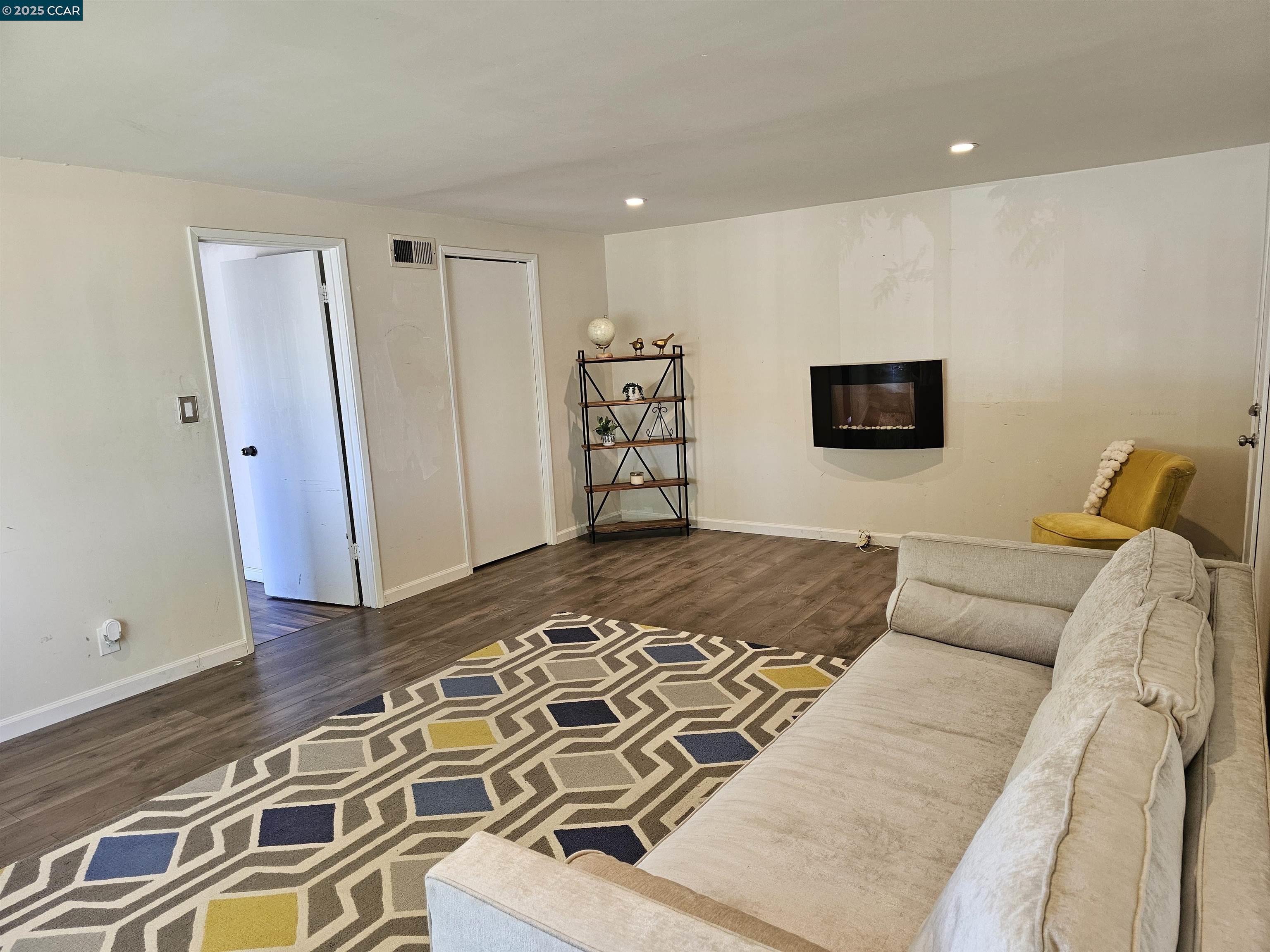 2180 Shea Dr, Pinole, California 94564, 3 Bedrooms Bedrooms, 8 Rooms Rooms,2 BathroomsBathrooms,Residential,For Sale,2180 Shea Dr,41103289