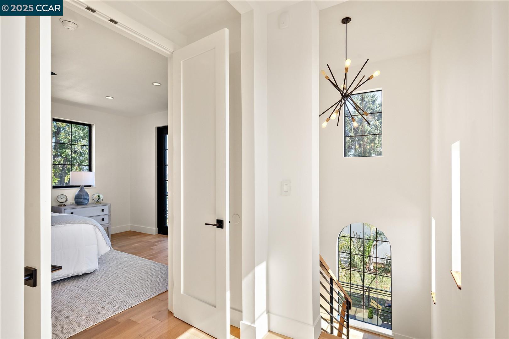 Detail Gallery Image 23 of 60 For 627 59th St, Oakland,  CA 94609 - 4 Beds | 3 Baths