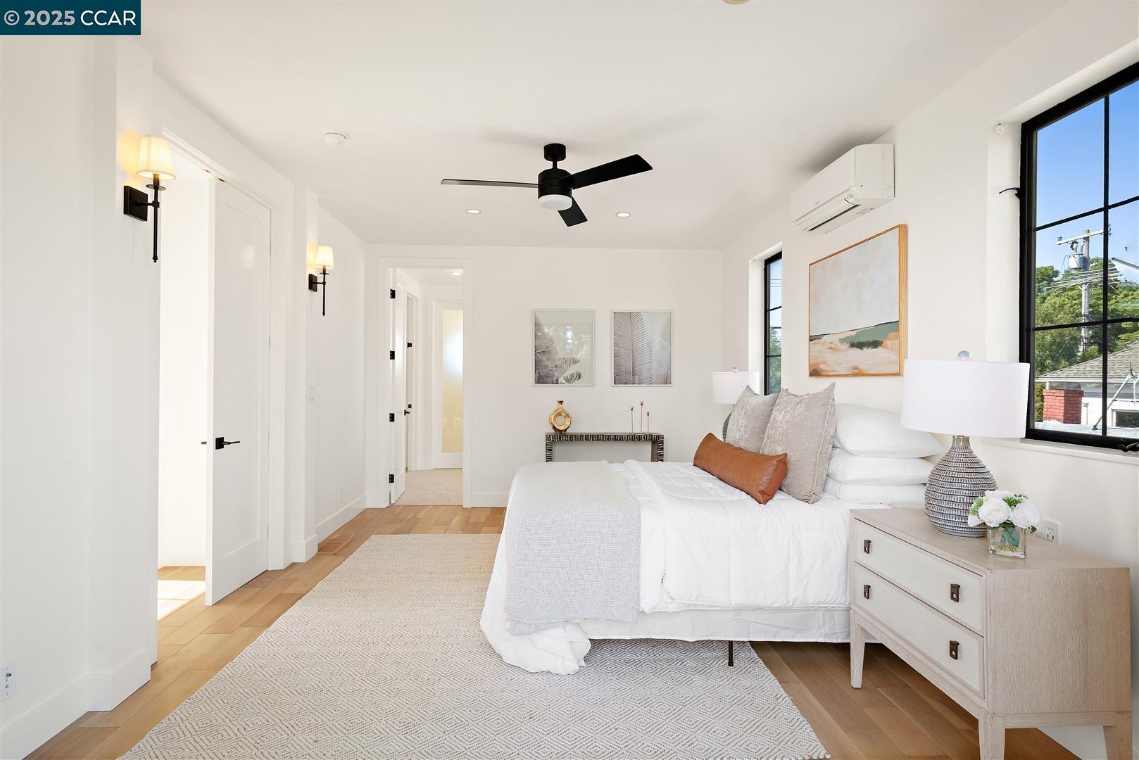Detail Gallery Image 28 of 60 For 627 59th St, Oakland,  CA 94609 - 4 Beds | 3 Baths