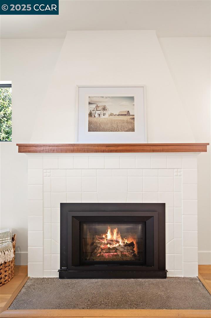 Detail Gallery Image 9 of 60 For 627 59th St, Oakland,  CA 94609 - 4 Beds | 3 Baths