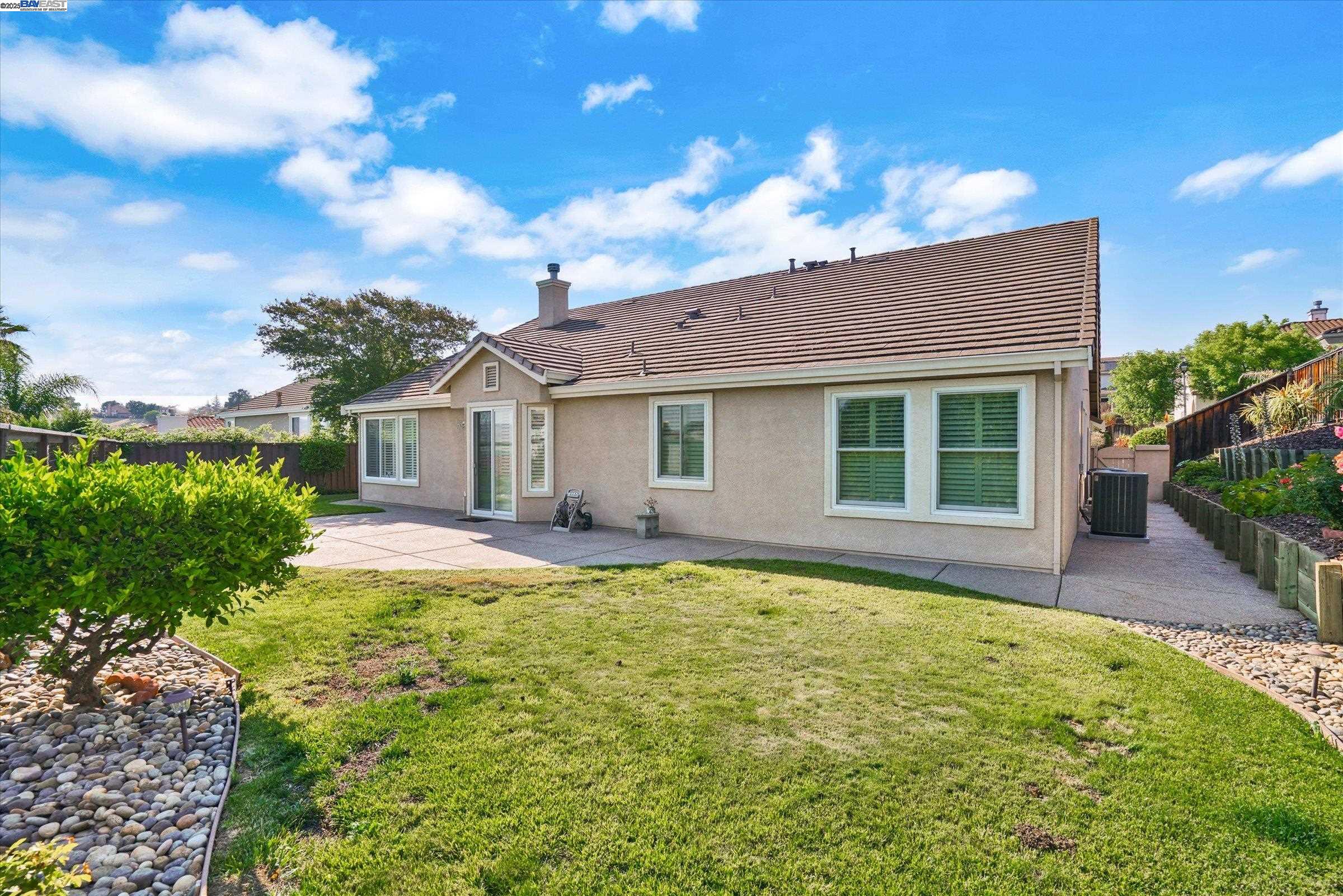 Detail Gallery Image 28 of 30 For 947 Autumn Oak Circle, Concord,  CA 94521 - 4 Beds | 2 Baths