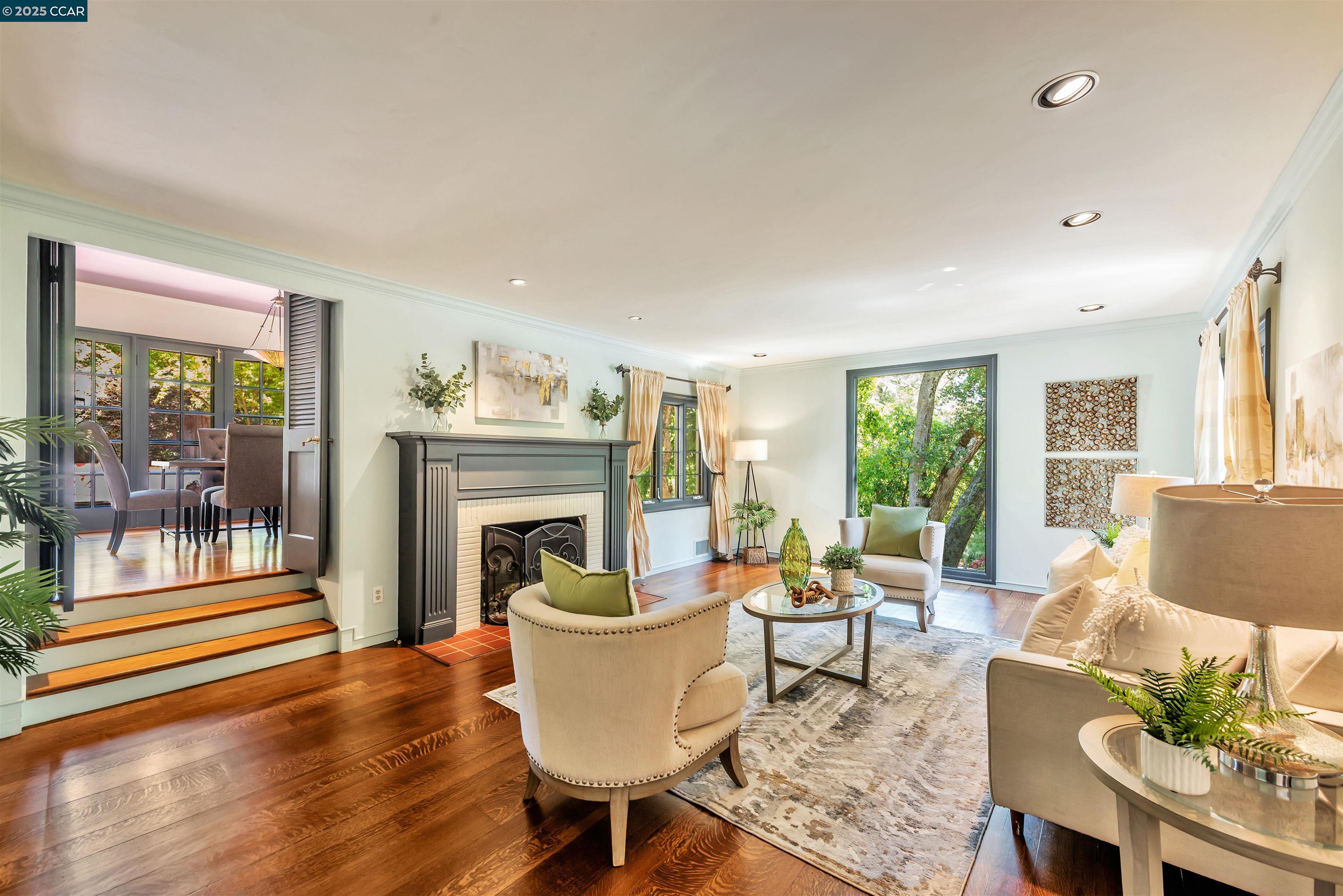 Detail Gallery Image 3 of 51 For 23 El Verano, Orinda,  CA 94563 - 4 Beds | 3 Baths