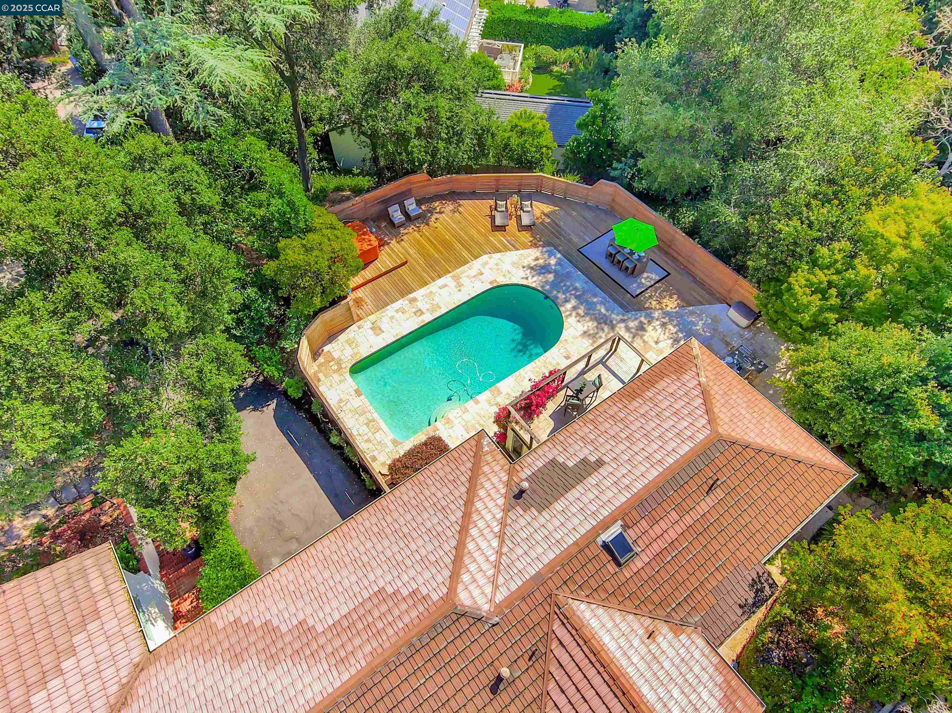 Detail Gallery Image 47 of 51 For 23 El Verano, Orinda,  CA 94563 - 4 Beds | 3 Baths