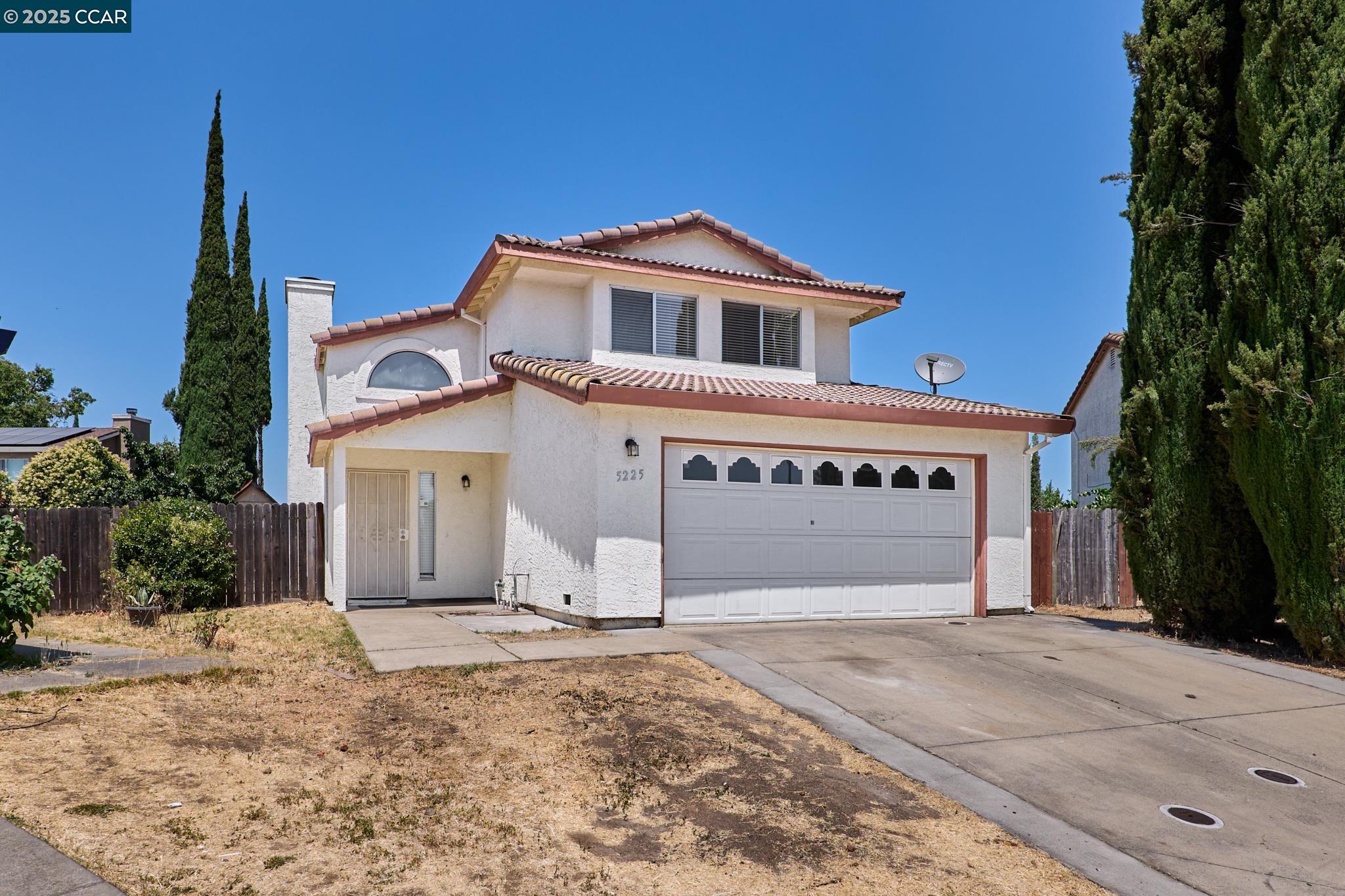 Detail Gallery Image 1 of 1 For 5225 Yvette Way, Sacramento,  CA 95823 - 3 Beds | 2/1 Baths