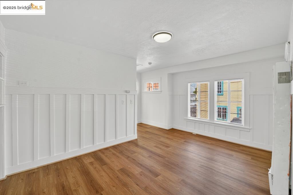 Detail Gallery Image 17 of 39 For 4114 E 17th St, Oakland,  CA 94601 - – Beds | – Baths