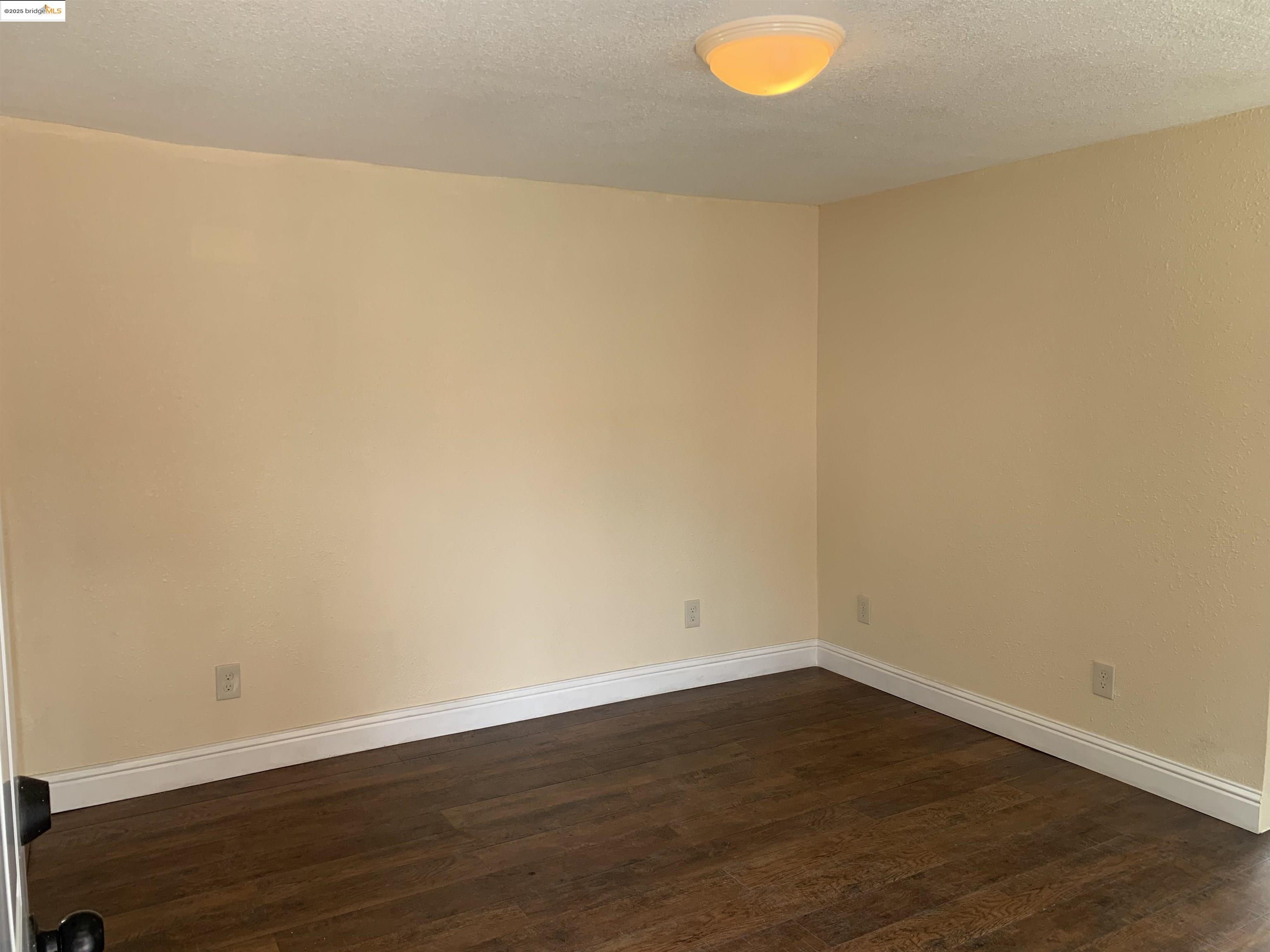 Detail Gallery Image 32 of 39 For 4114 E 17th St, Oakland,  CA 94601 - – Beds | – Baths