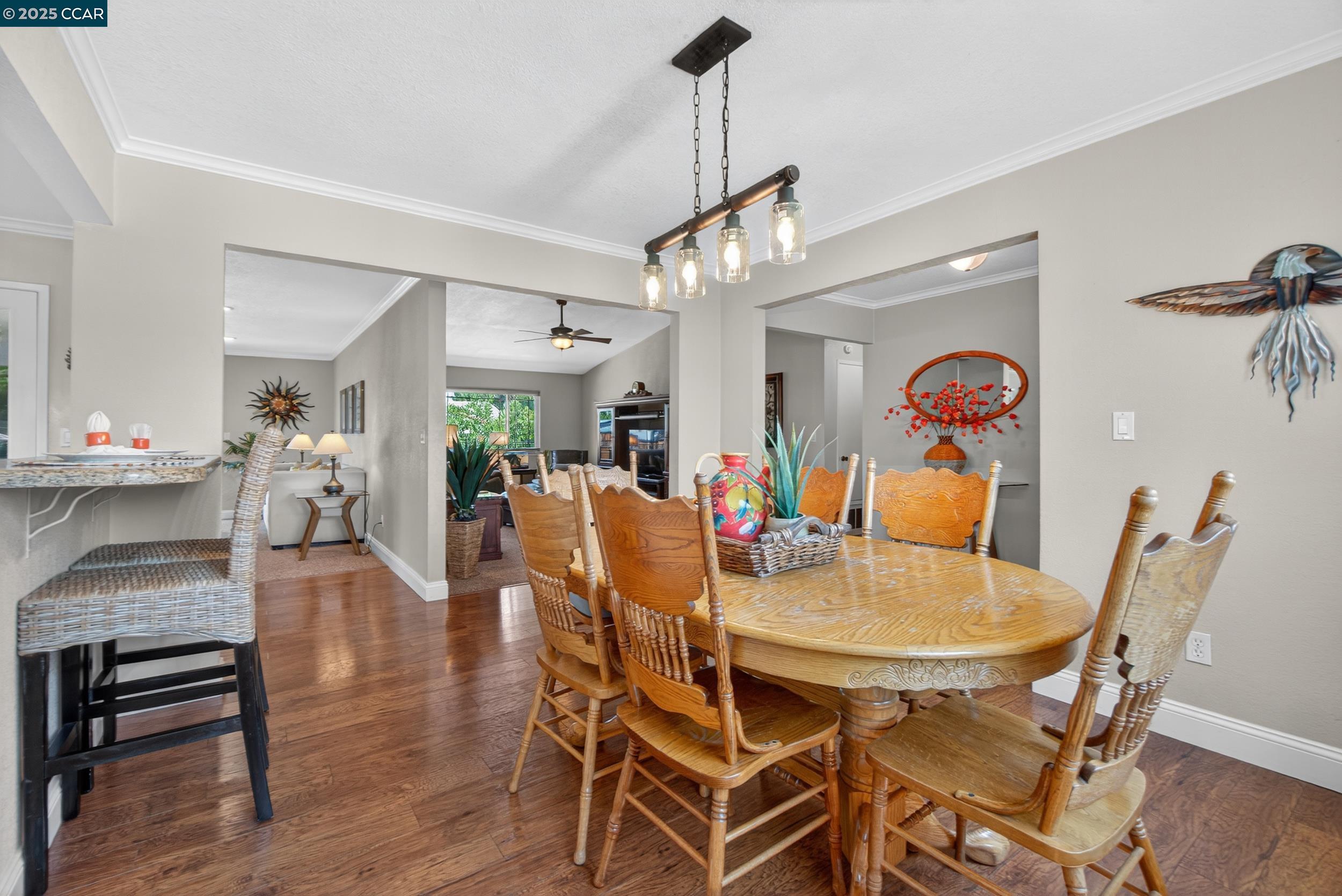 Detail Gallery Image 11 of 53 For 1827 Leo Ln, Concord,  CA 94521 - 4 Beds | 2 Baths