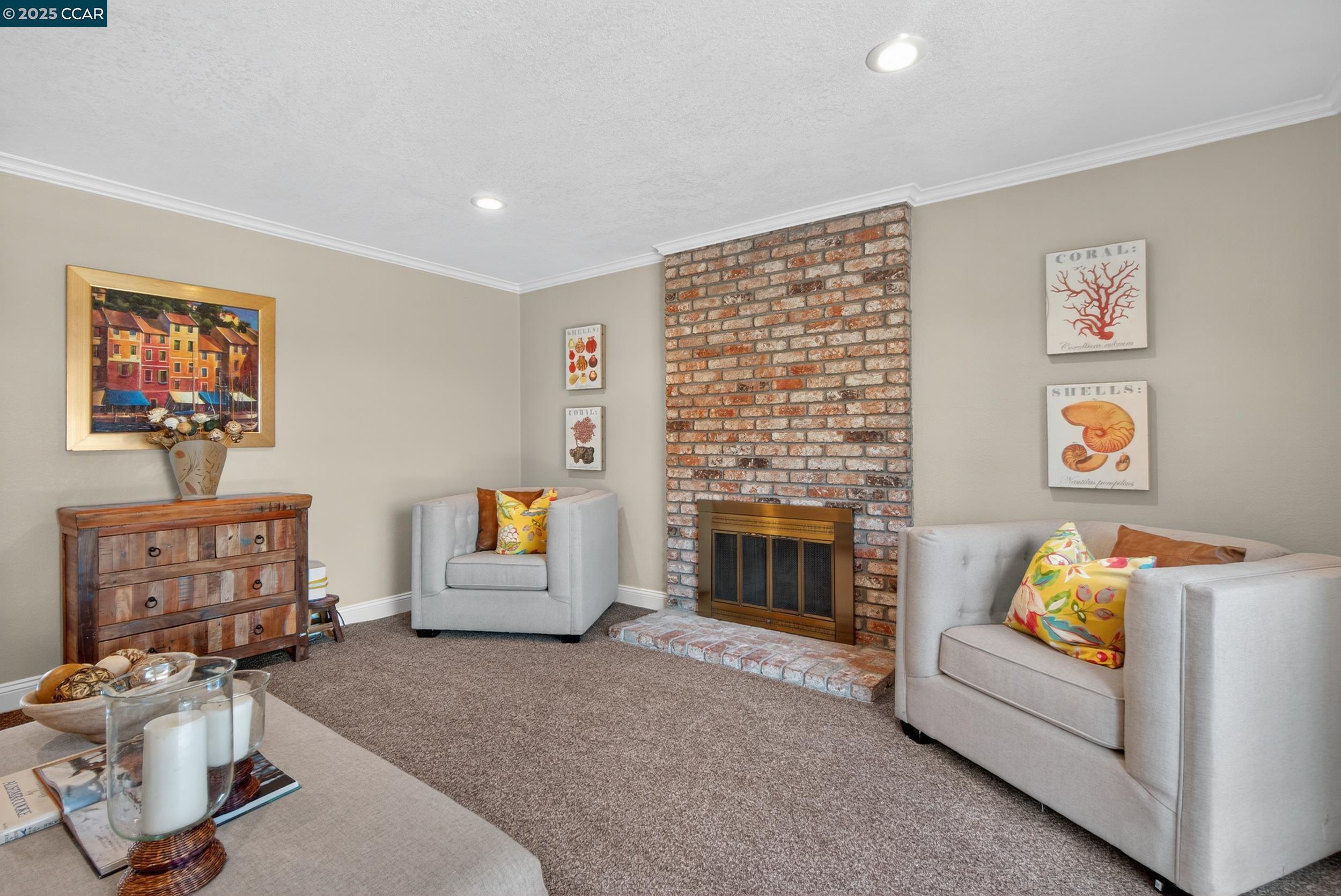 Detail Gallery Image 20 of 53 For 1827 Leo Ln, Concord,  CA 94521 - 4 Beds | 2 Baths