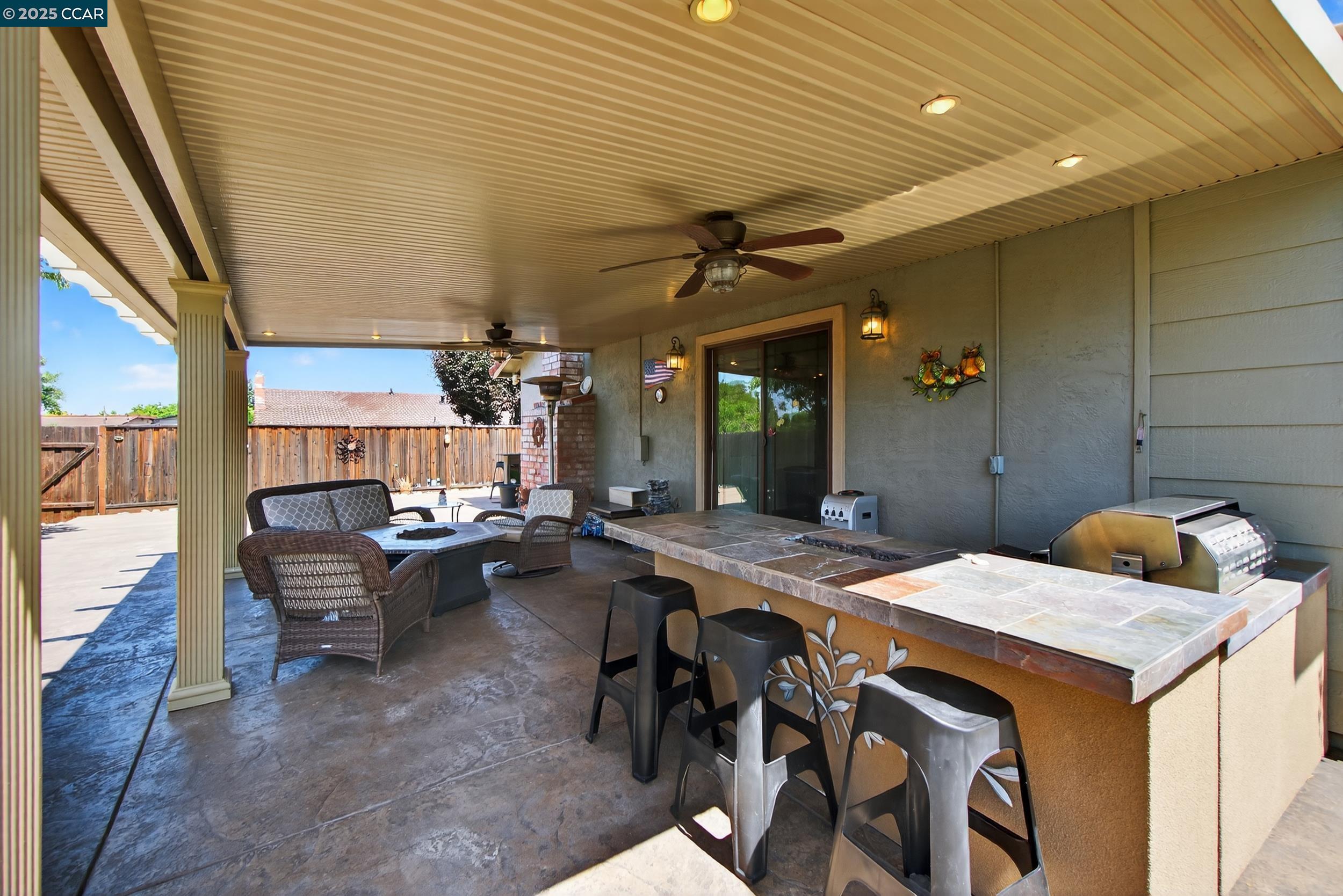 Detail Gallery Image 40 of 53 For 1827 Leo Ln, Concord,  CA 94521 - 4 Beds | 2 Baths
