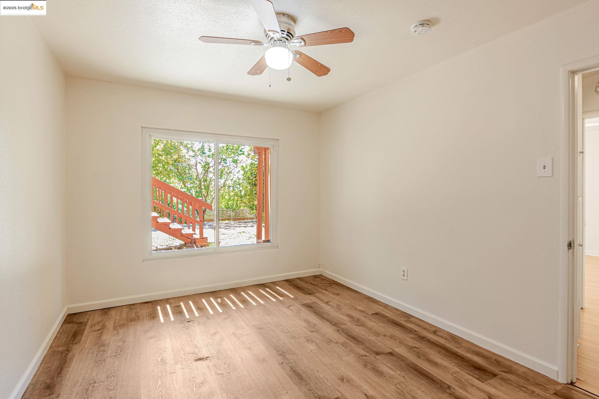 Detail Gallery Image 23 of 34 For 24575 Marie Drive, Hayward,  CA 94542 - 3 Beds | 2 Baths