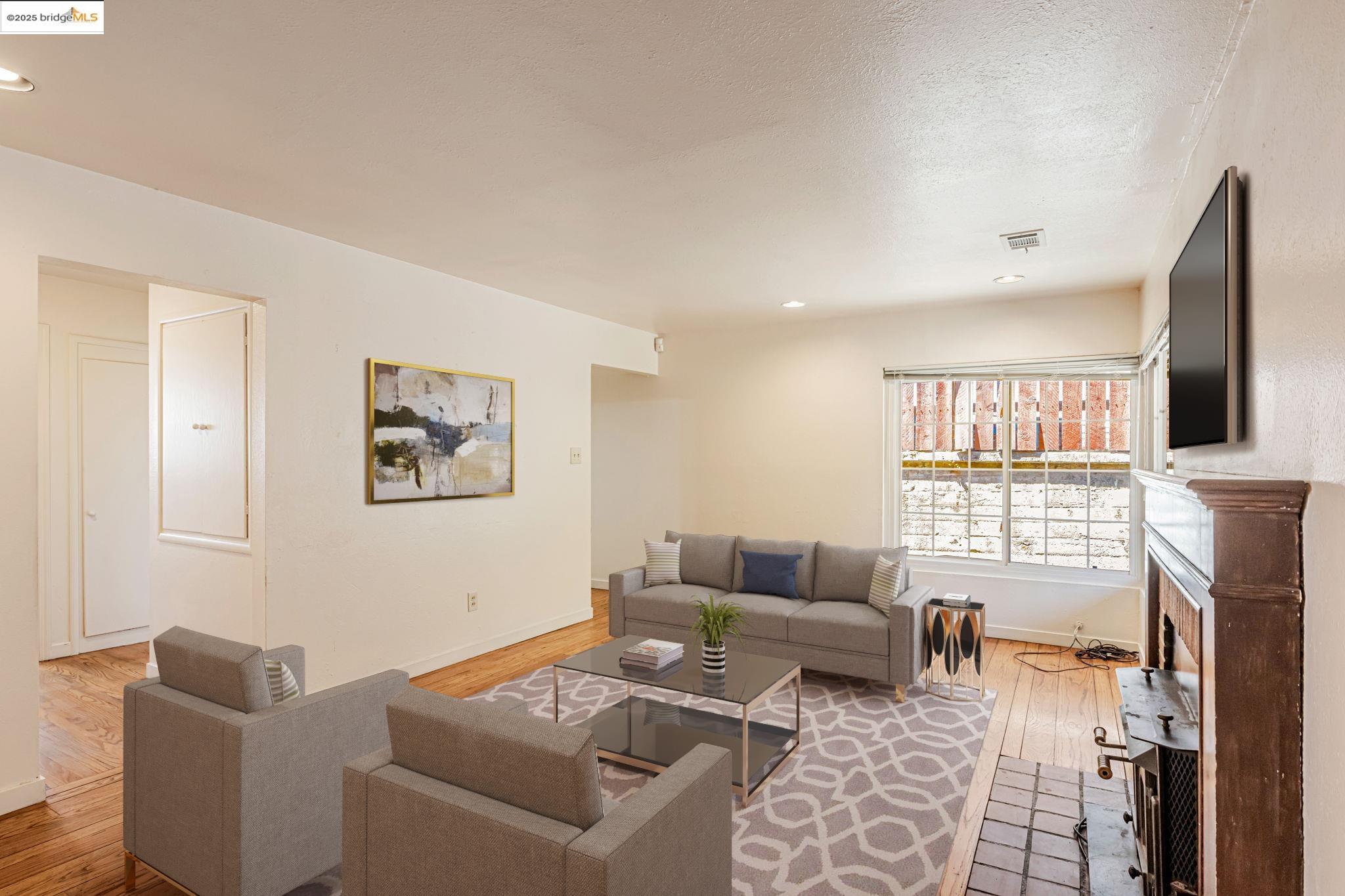 Detail Gallery Image 9 of 34 For 24575 Marie Drive, Hayward,  CA 94542 - 3 Beds | 2 Baths