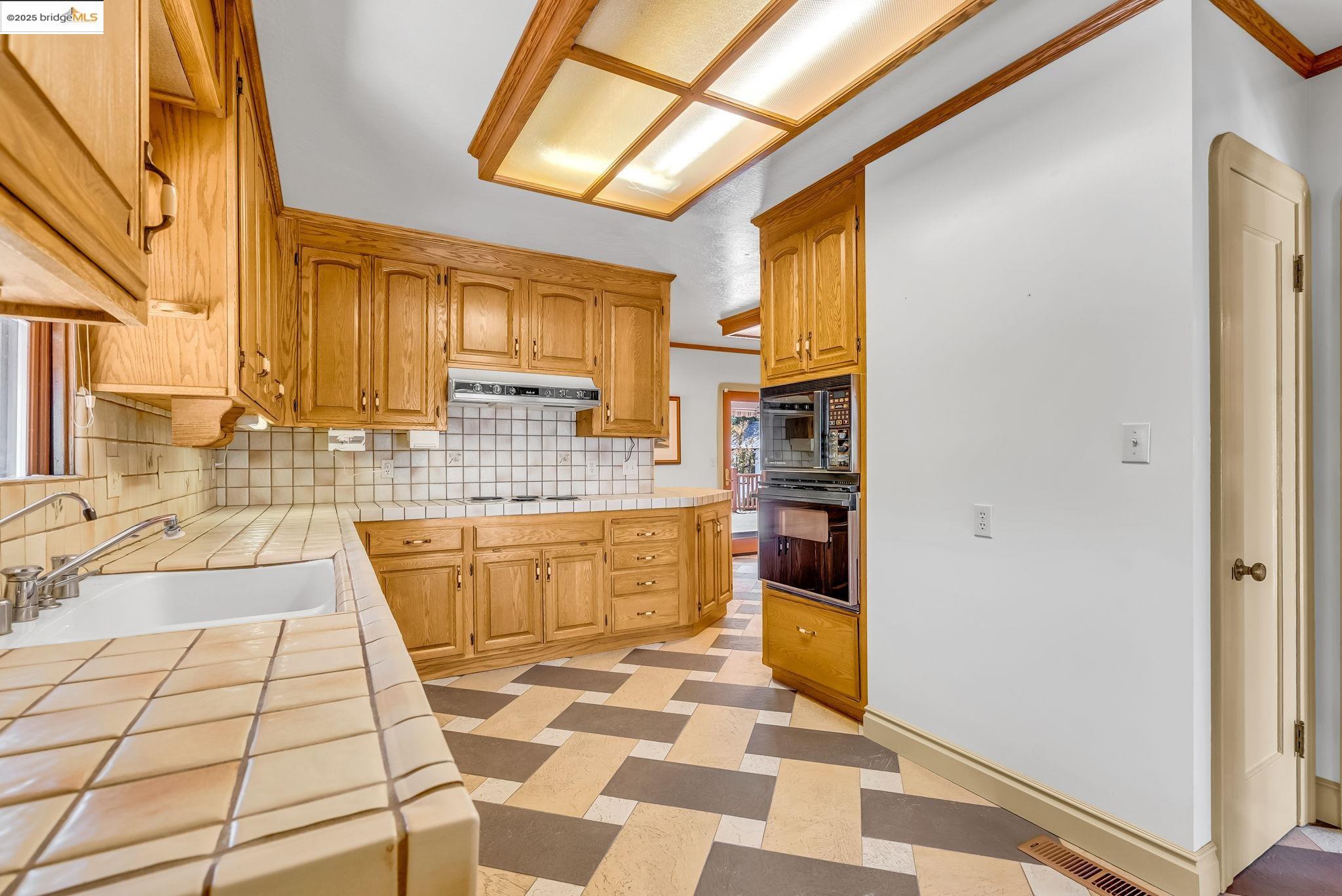 Detail Gallery Image 26 of 60 For 11081 Brentwood Blvd., Brentwood,  CA 94513-9999 - 3 Beds | 3 Baths