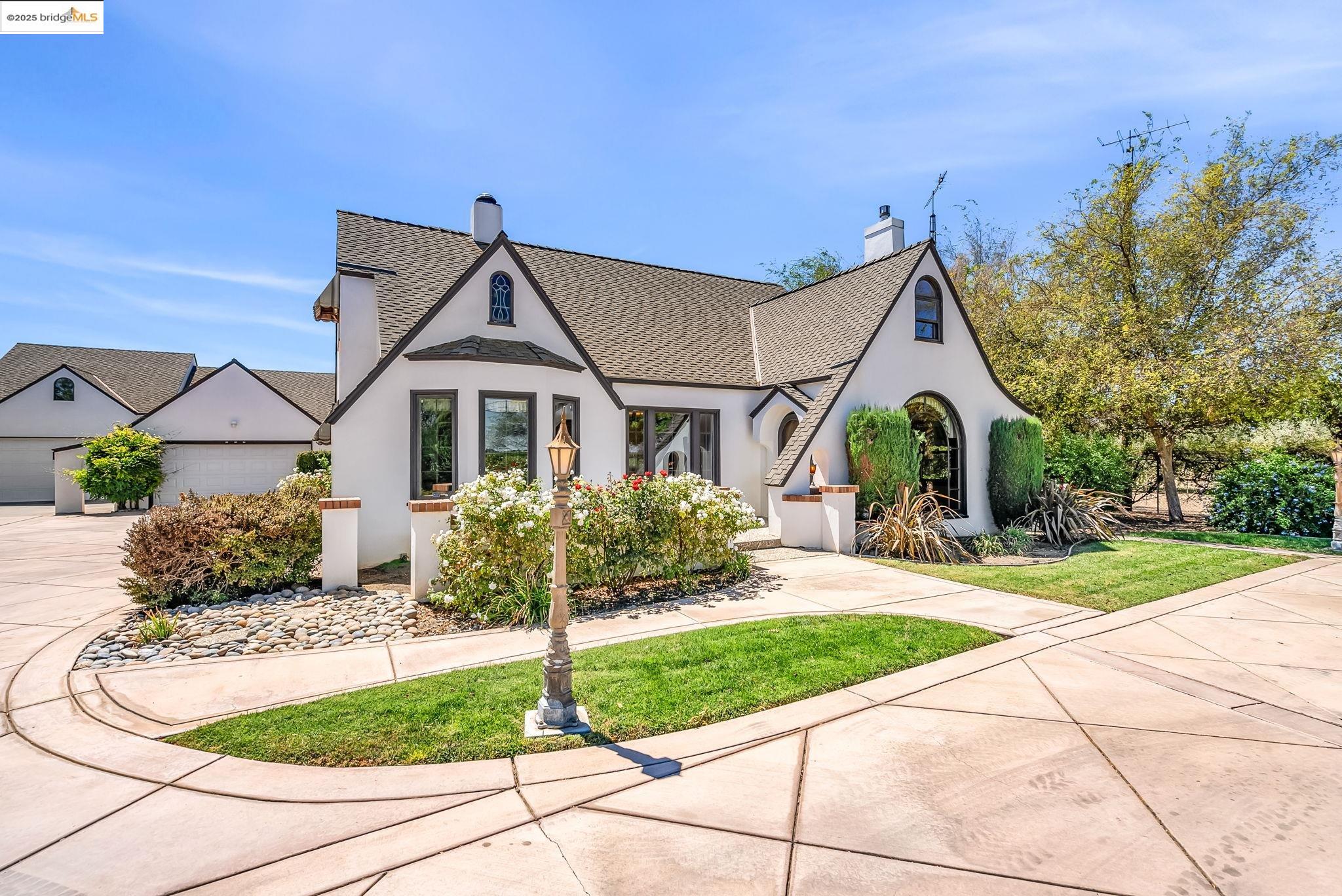 Detail Gallery Image 41 of 60 For 11081 Brentwood Blvd., Brentwood,  CA 94513-9999 - 3 Beds | 3 Baths