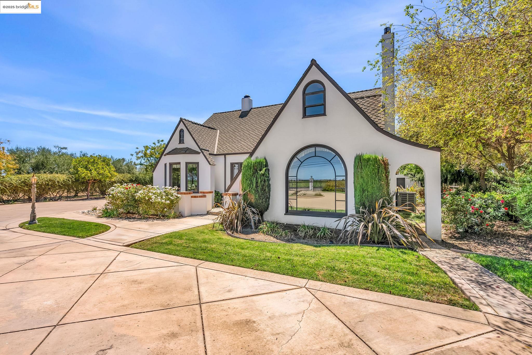 Detail Gallery Image 43 of 60 For 11081 Brentwood Blvd., Brentwood,  CA 94513-9999 - 3 Beds | 3 Baths