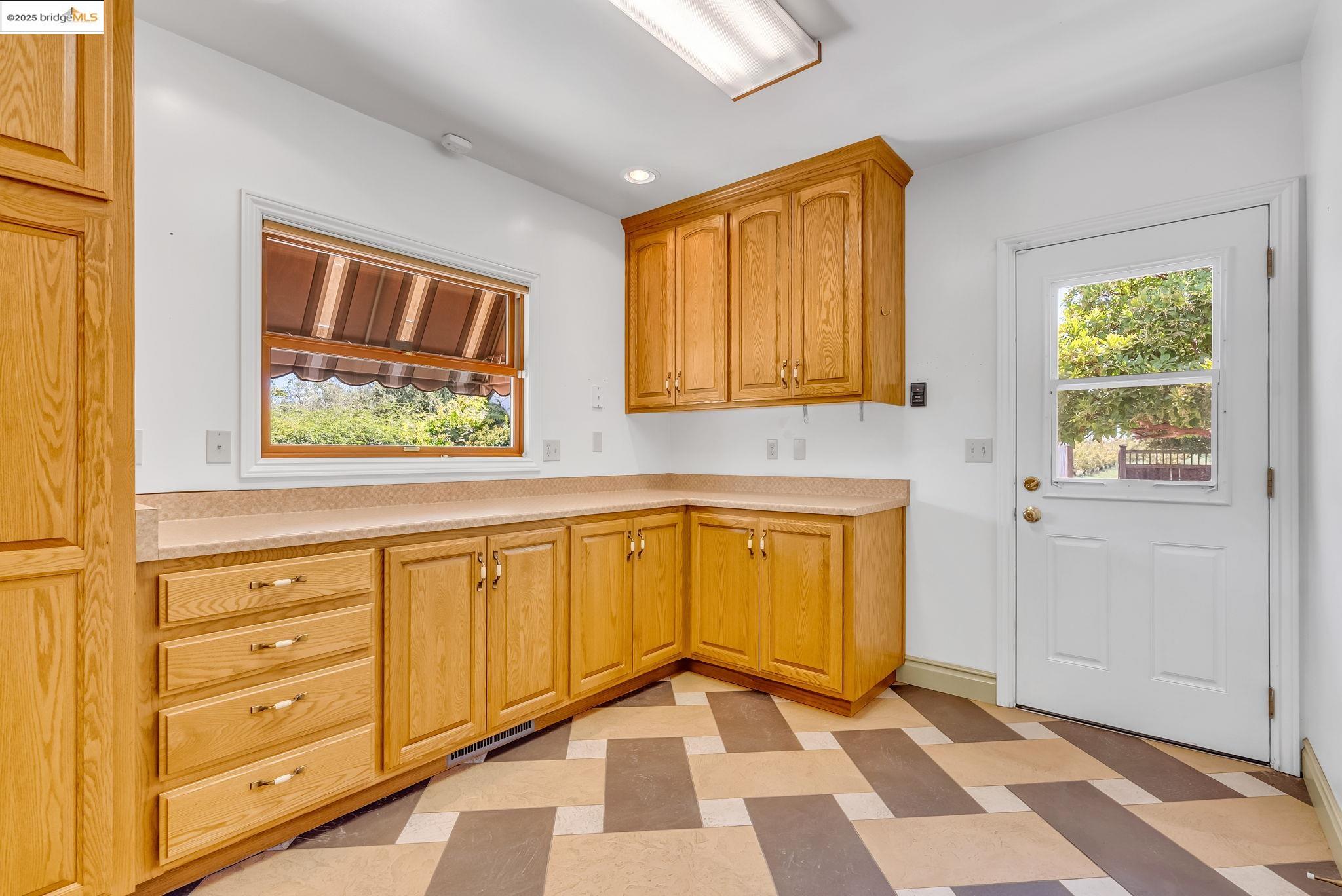 Detail Gallery Image 53 of 60 For 11081 Brentwood Blvd., Brentwood,  CA 94513-9999 - 3 Beds | 3 Baths