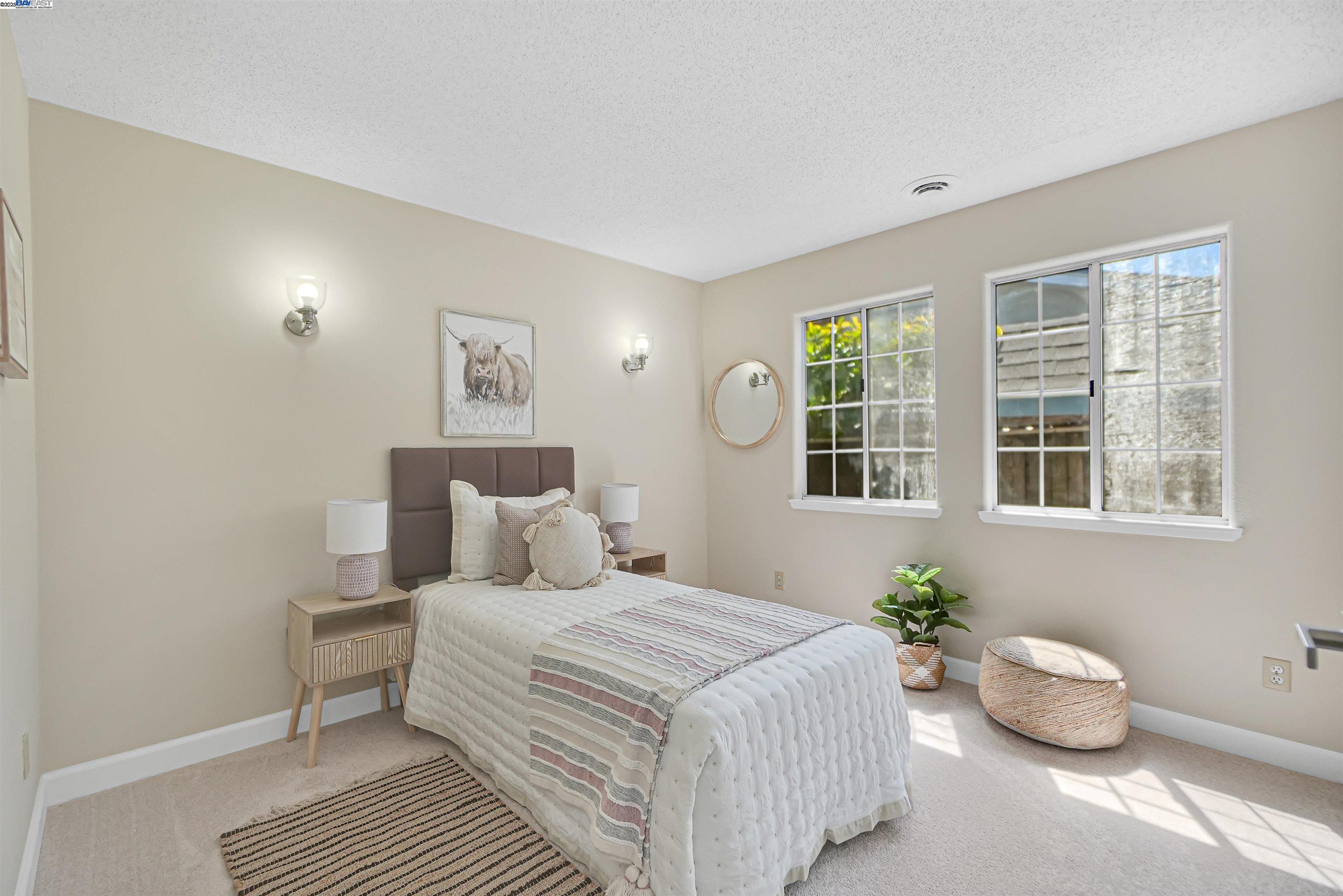 Detail Gallery Image 22 of 40 For 1925 Lilac Ave., Hayward,  CA 94545 - 4 Beds | 2 Baths