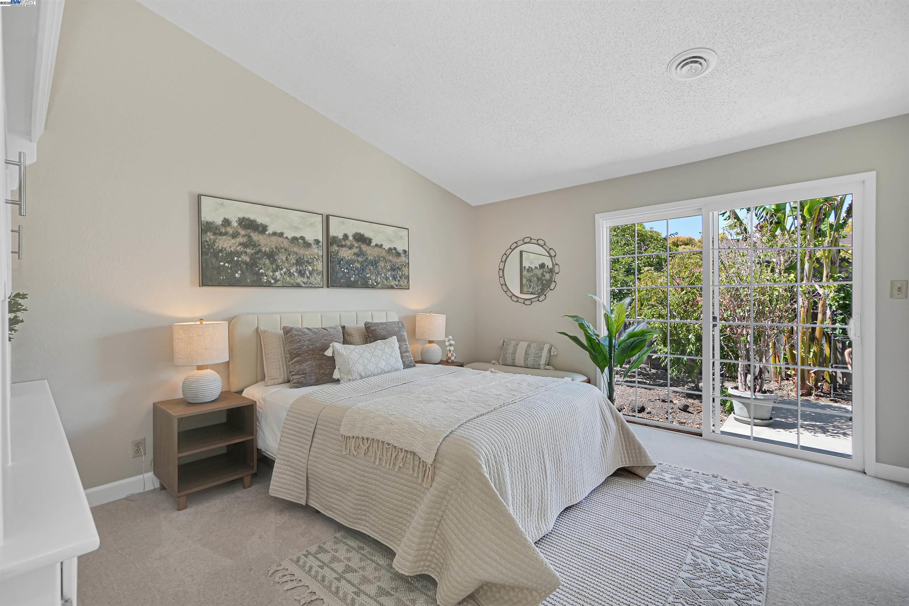 Detail Gallery Image 24 of 40 For 1925 Lilac Ave., Hayward,  CA 94545 - 4 Beds | 2 Baths