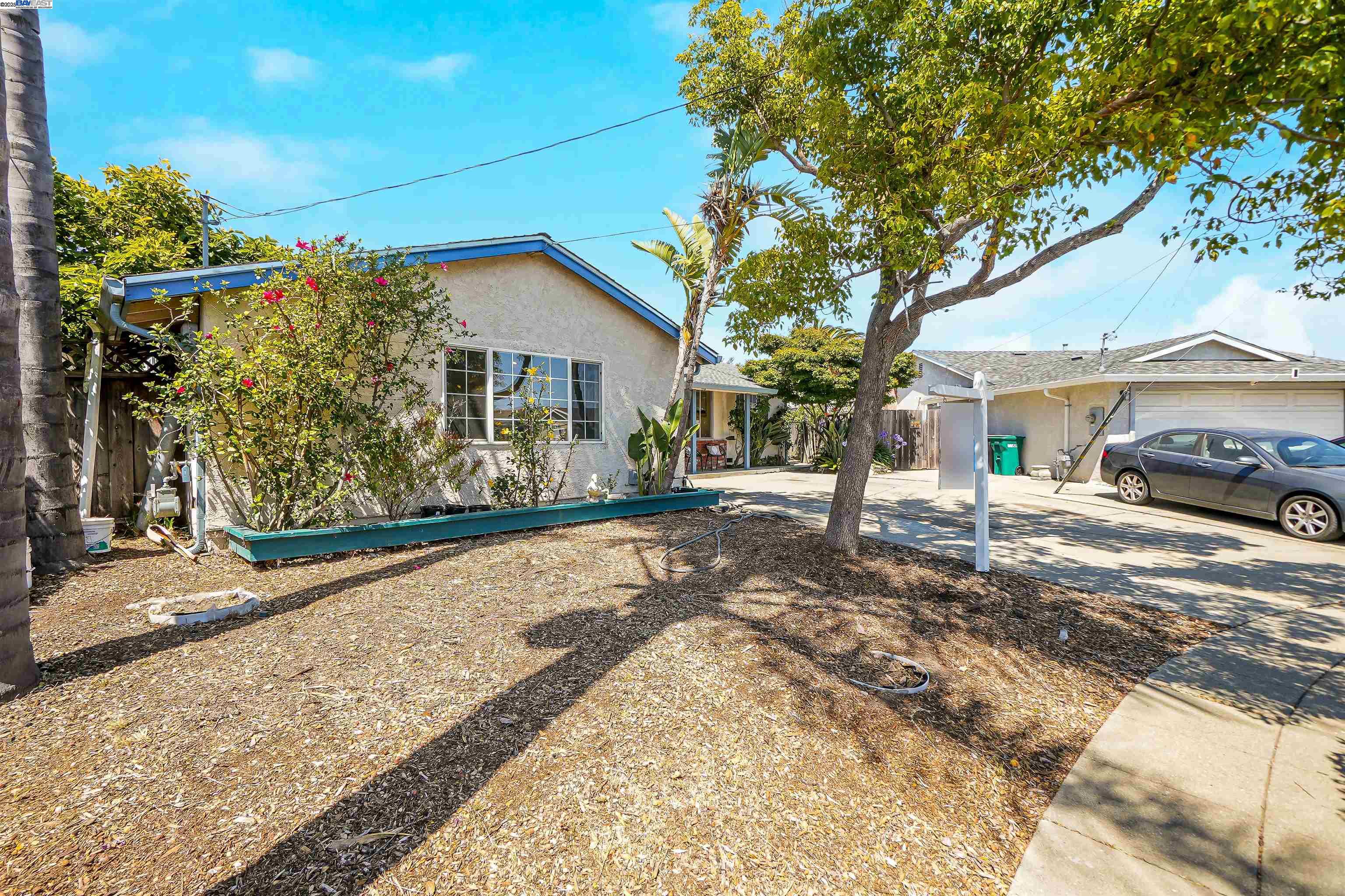 Detail Gallery Image 36 of 40 For 1925 Lilac Ave., Hayward,  CA 94545 - 4 Beds | 2 Baths