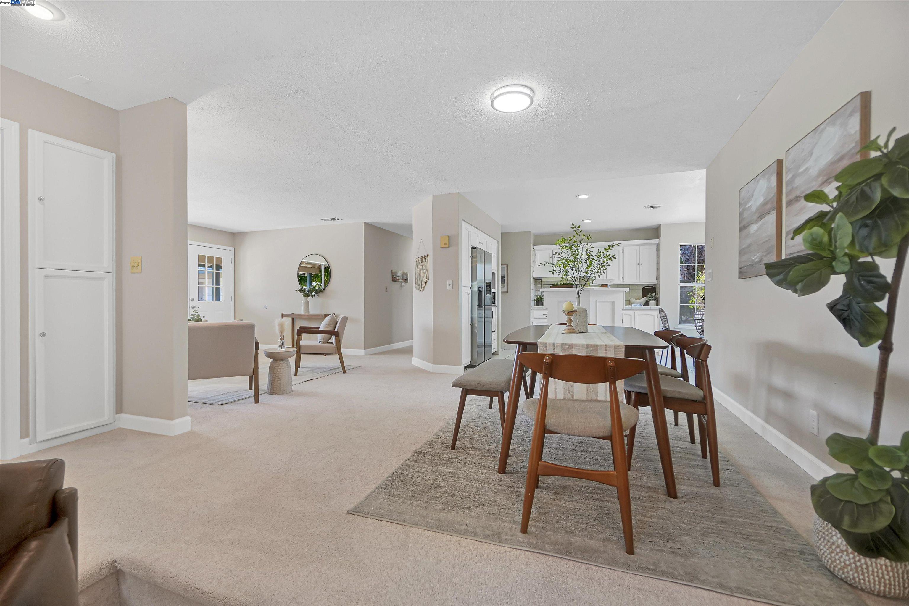 Detail Gallery Image 9 of 40 For 1925 Lilac Ave., Hayward,  CA 94545 - 4 Beds | 2 Baths