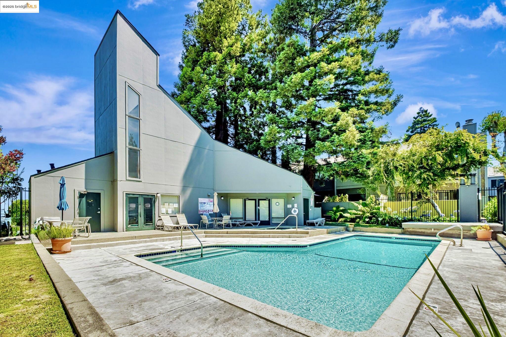 Photo #20: 41103321 Listing: Photo #20