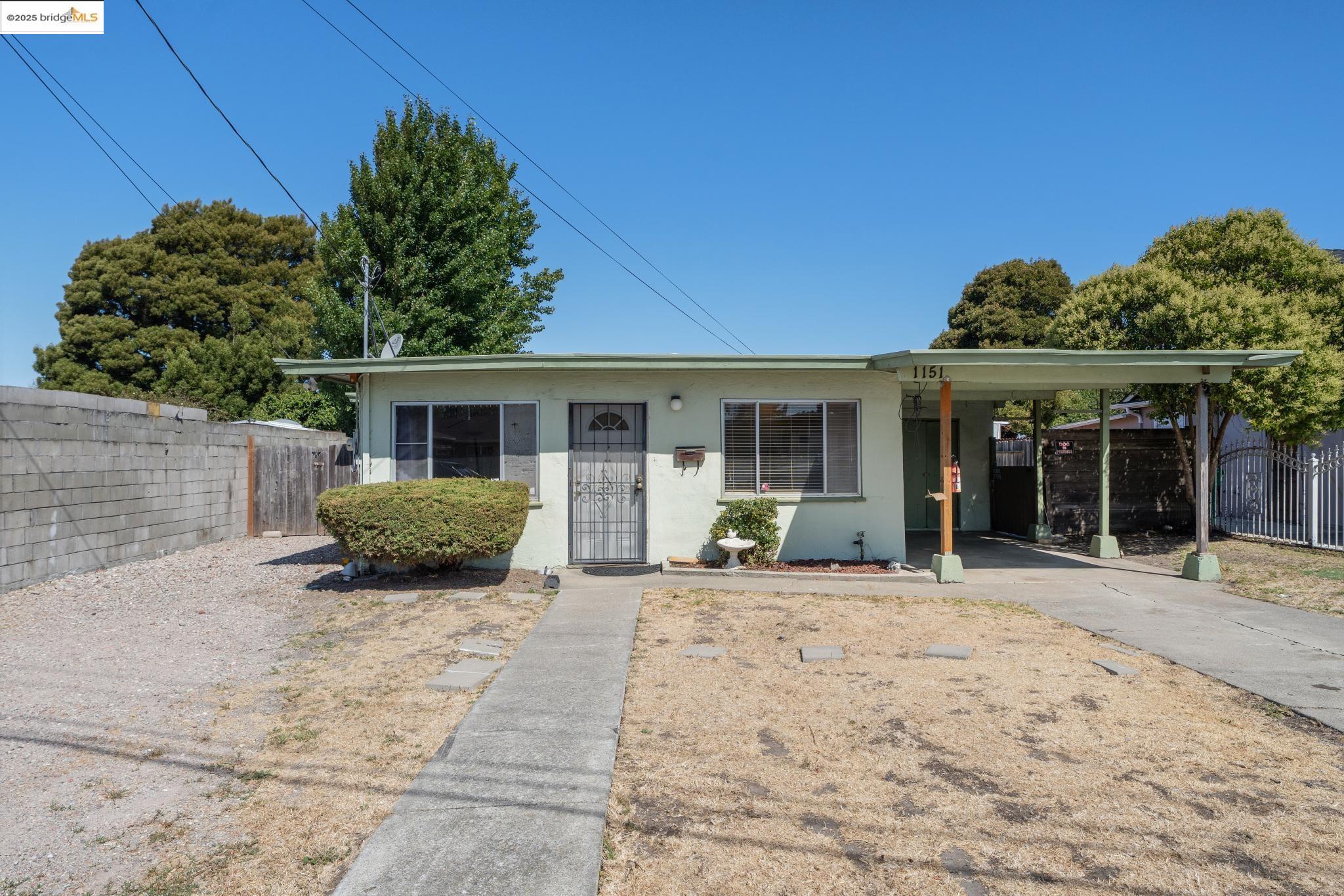 Detail Gallery Image 1 of 1 For 1151 Karen Rd, San Pablo,  CA 94806 - 2 Beds | 1 Baths