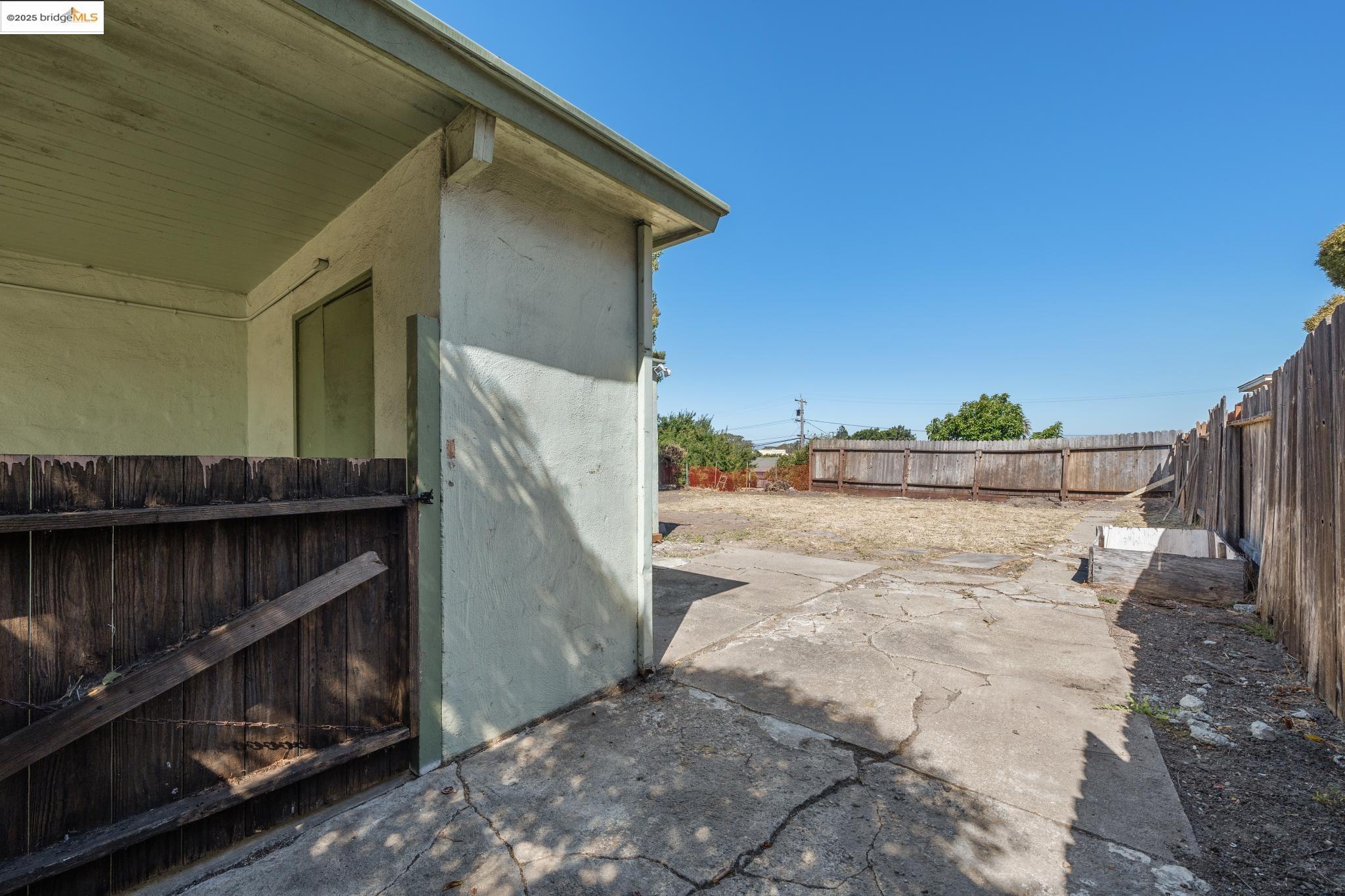 Detail Gallery Image 21 of 35 For 1151 Karen Rd, San Pablo,  CA 94806 - 2 Beds | 1 Baths