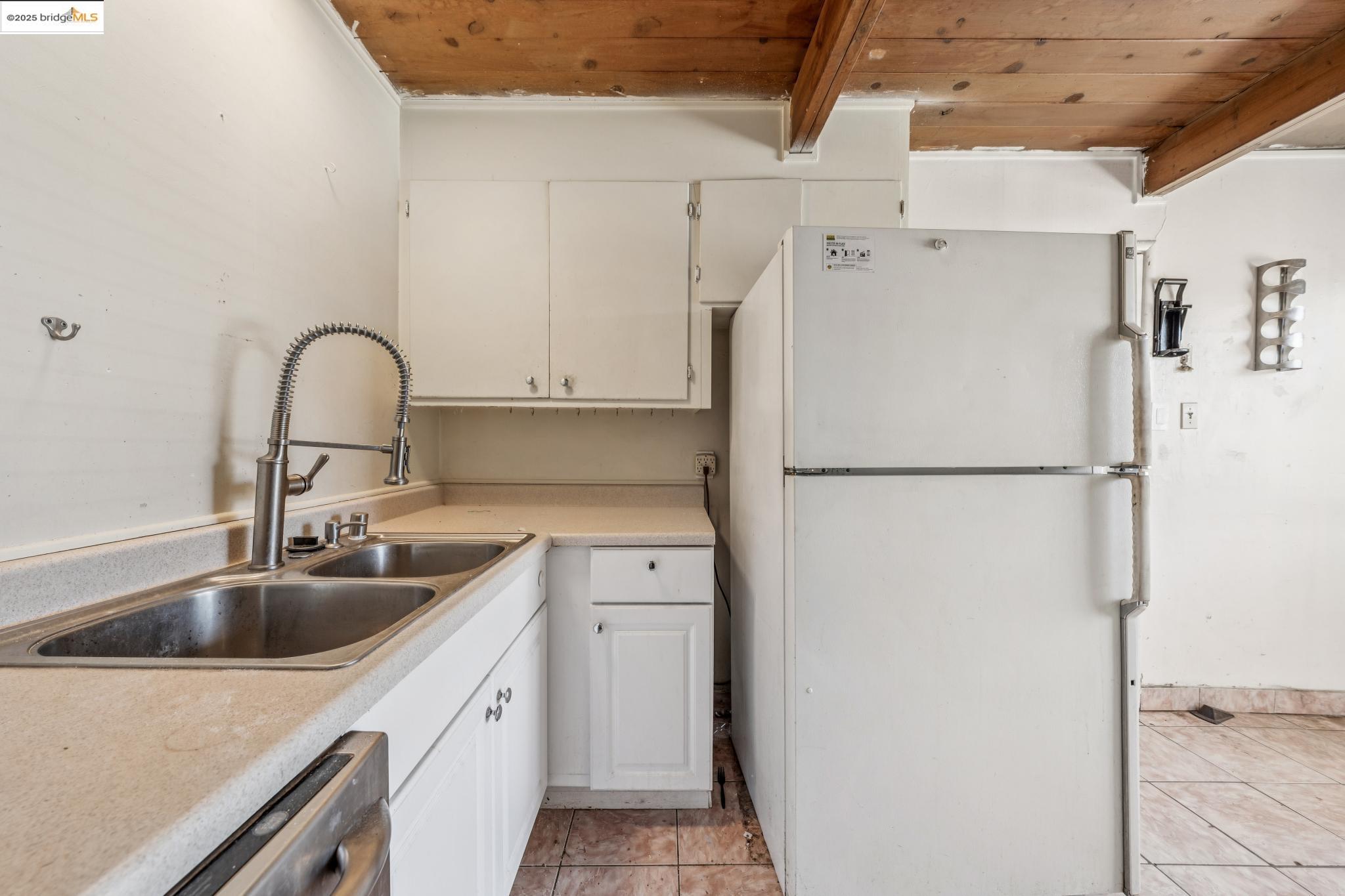Detail Gallery Image 10 of 35 For 1151 Karen Rd, San Pablo,  CA 94806 - 2 Beds | 1 Baths