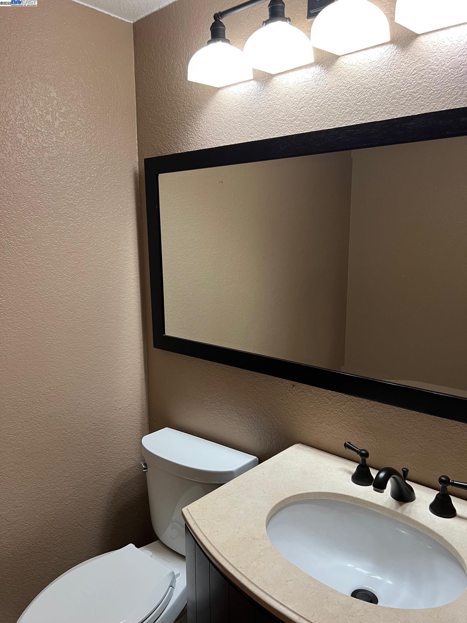 Detail Gallery Image 23 of 52 For 4173 Garibaldi Pl, Pleasanton,  CA 94566 - 3 Beds | 2/1 Baths