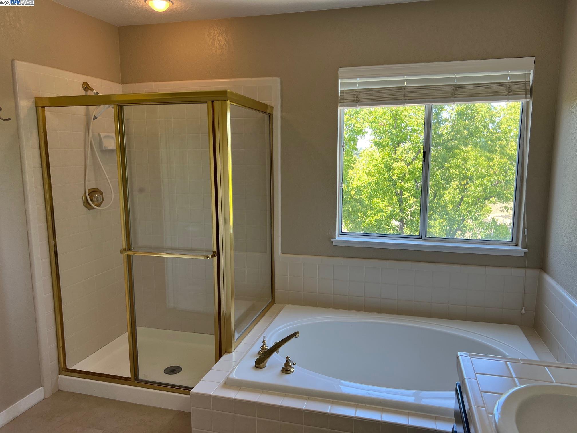 Detail Gallery Image 32 of 52 For 4173 Garibaldi Pl, Pleasanton,  CA 94566 - 3 Beds | 2/1 Baths