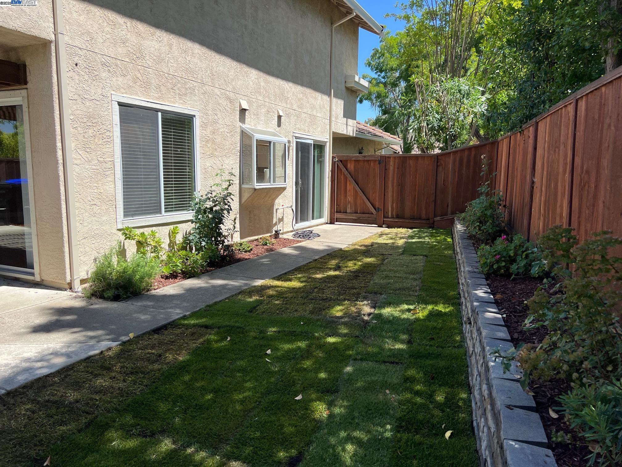Detail Gallery Image 42 of 52 For 4173 Garibaldi Pl, Pleasanton,  CA 94566 - 3 Beds | 2/1 Baths