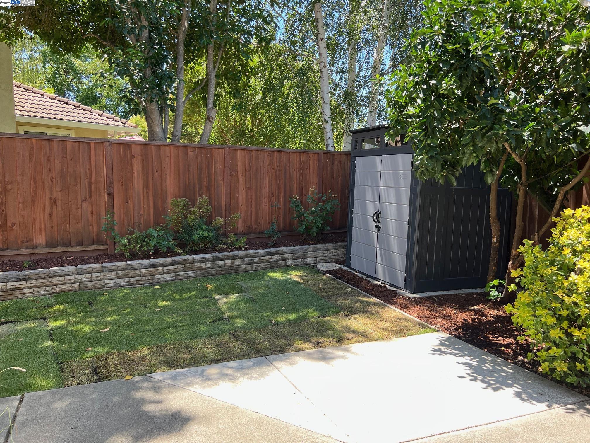Detail Gallery Image 43 of 52 For 4173 Garibaldi Pl, Pleasanton,  CA 94566 - 3 Beds | 2/1 Baths