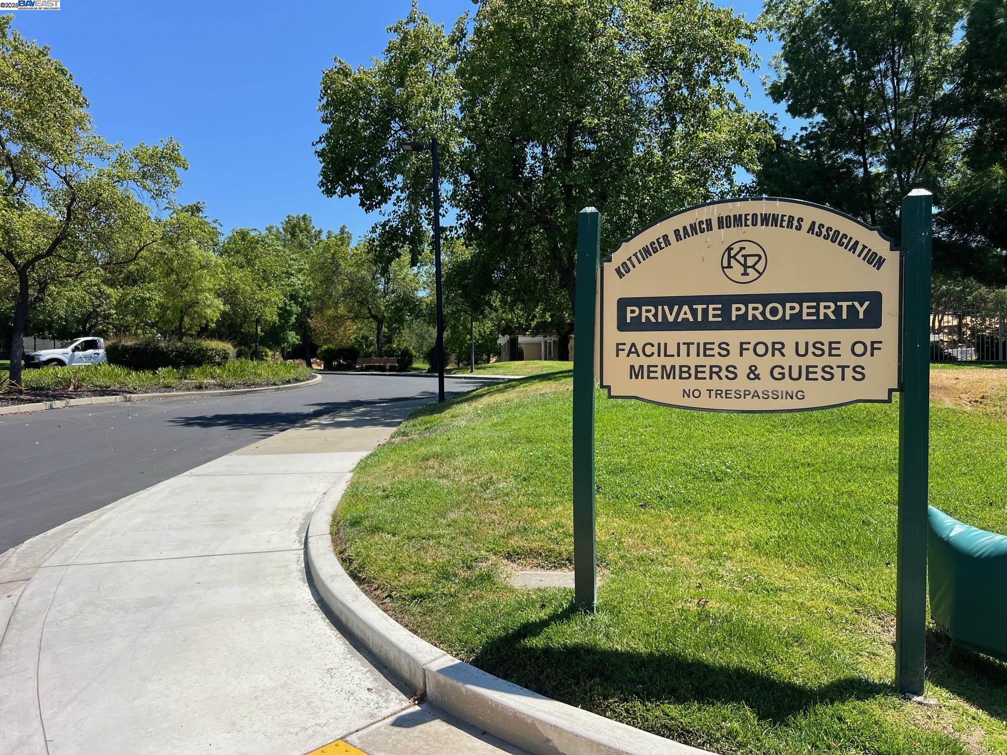 Detail Gallery Image 48 of 52 For 4173 Garibaldi Pl, Pleasanton,  CA 94566 - 3 Beds | 2/1 Baths