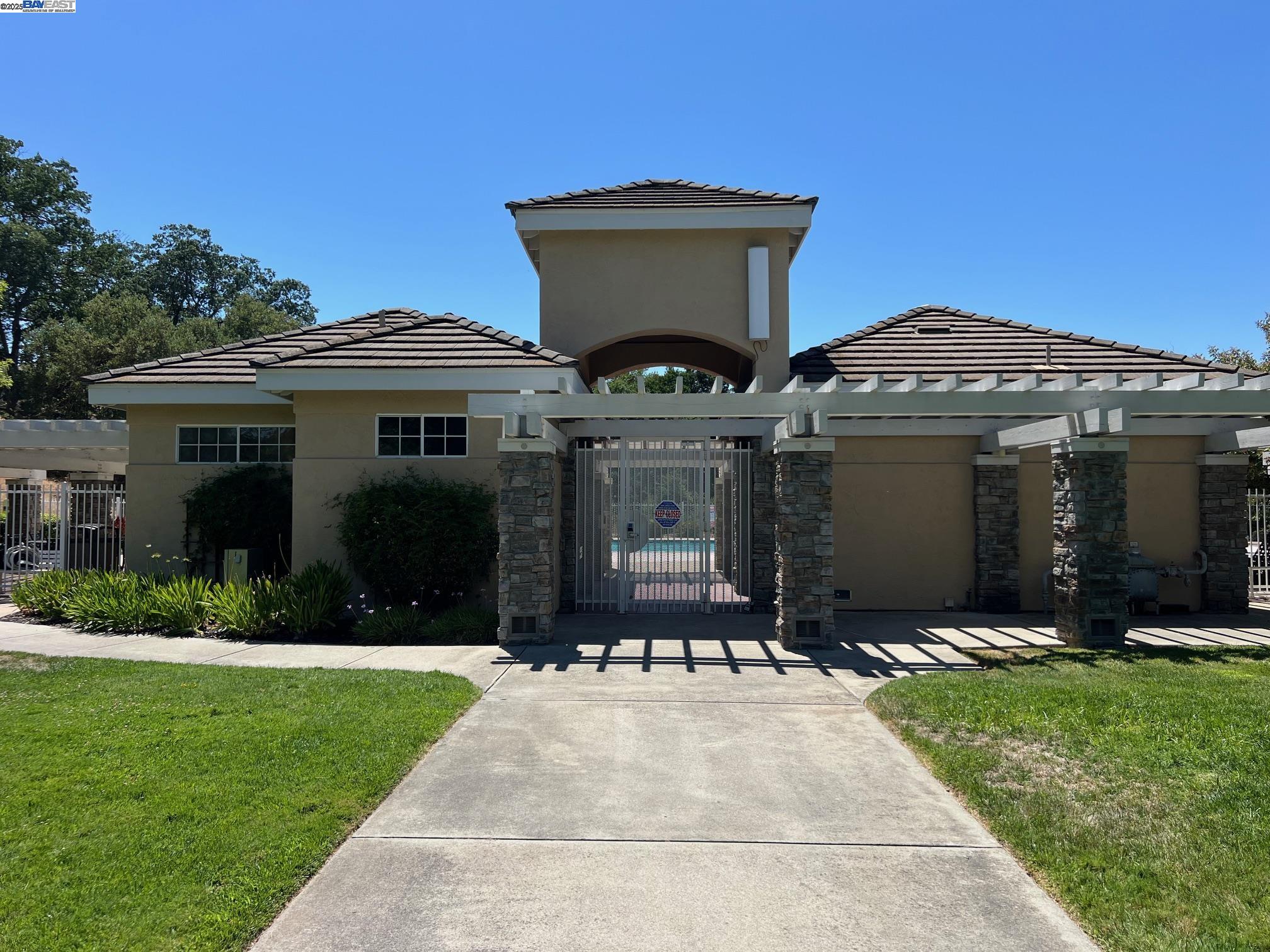 Detail Gallery Image 49 of 52 For 4173 Garibaldi Pl, Pleasanton,  CA 94566 - 3 Beds | 2/1 Baths