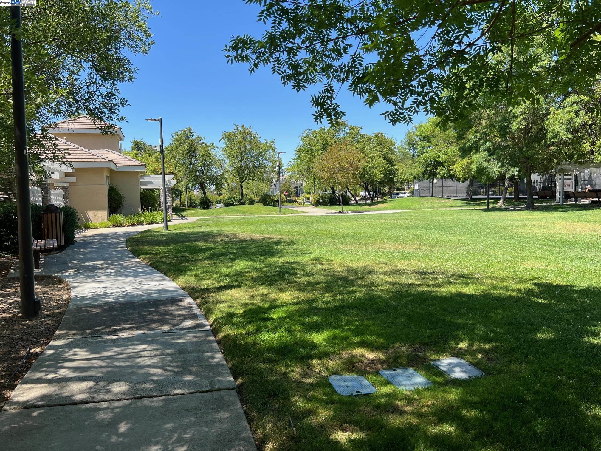 Detail Gallery Image 51 of 52 For 4173 Garibaldi Pl, Pleasanton,  CA 94566 - 3 Beds | 2/1 Baths
