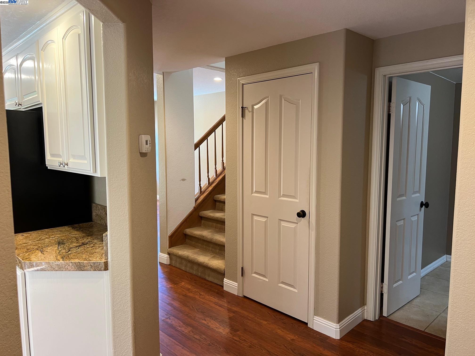 Detail Gallery Image 8 of 52 For 4173 Garibaldi Pl, Pleasanton,  CA 94566 - 3 Beds | 2/1 Baths