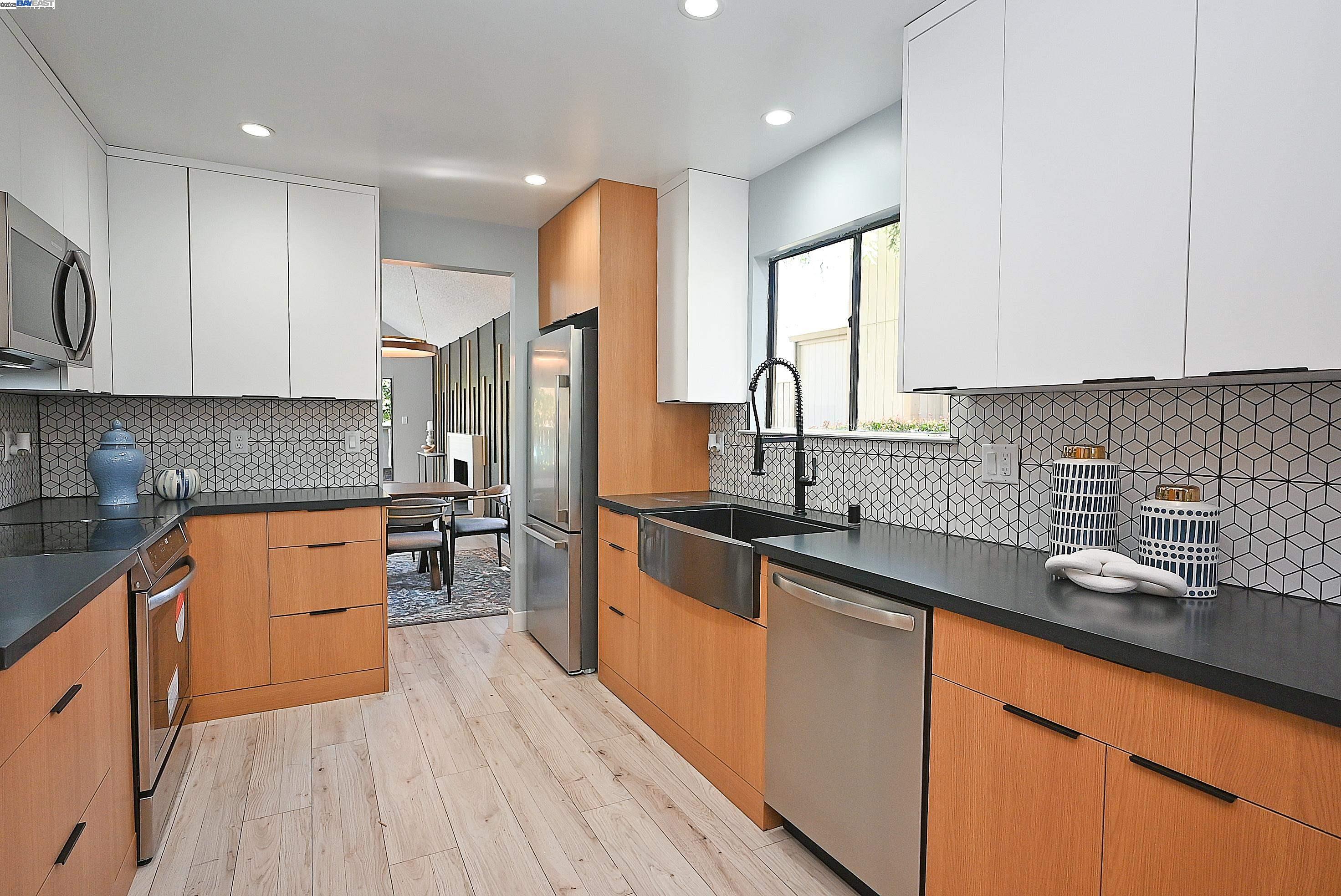 Photo #16: 41103325 Listing: Photo #16