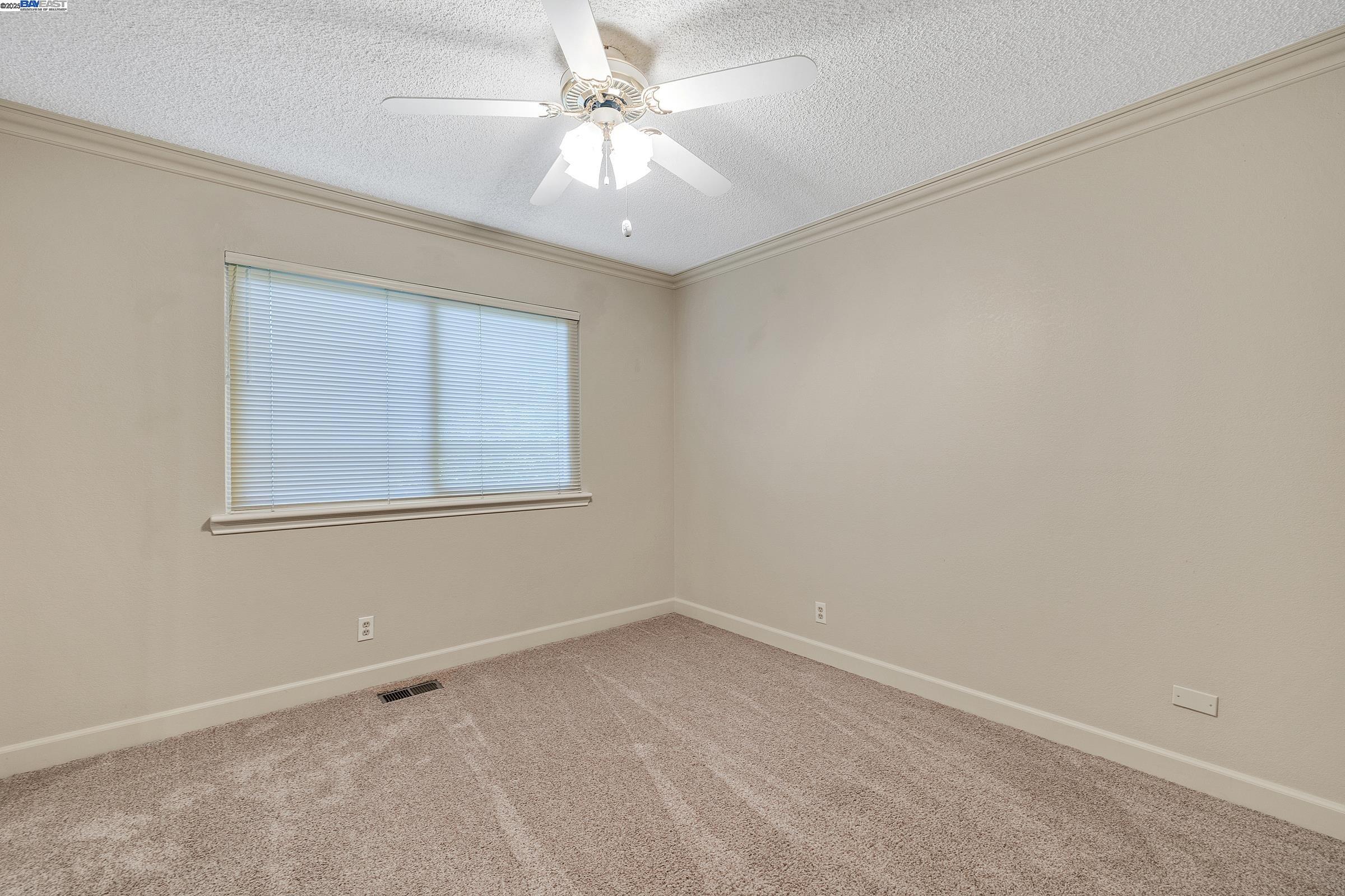 2207 Dexter Ct., Hayward, California 94541, 3 Bedrooms Bedrooms, 7 Rooms Rooms,2 BathroomsBathrooms,Residential,For Sale,2207 Dexter Ct.,41103330