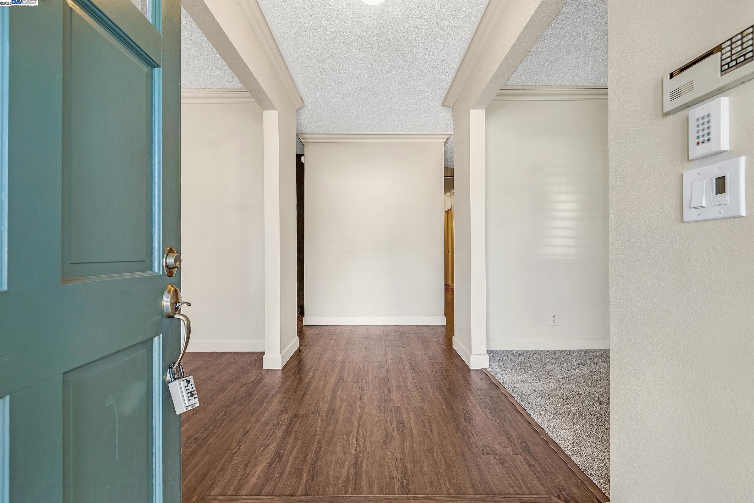 2207 Dexter Ct., Hayward, California 94541, 3 Bedrooms Bedrooms, 7 Rooms Rooms,2 BathroomsBathrooms,Residential,For Sale,2207 Dexter Ct.,41103330