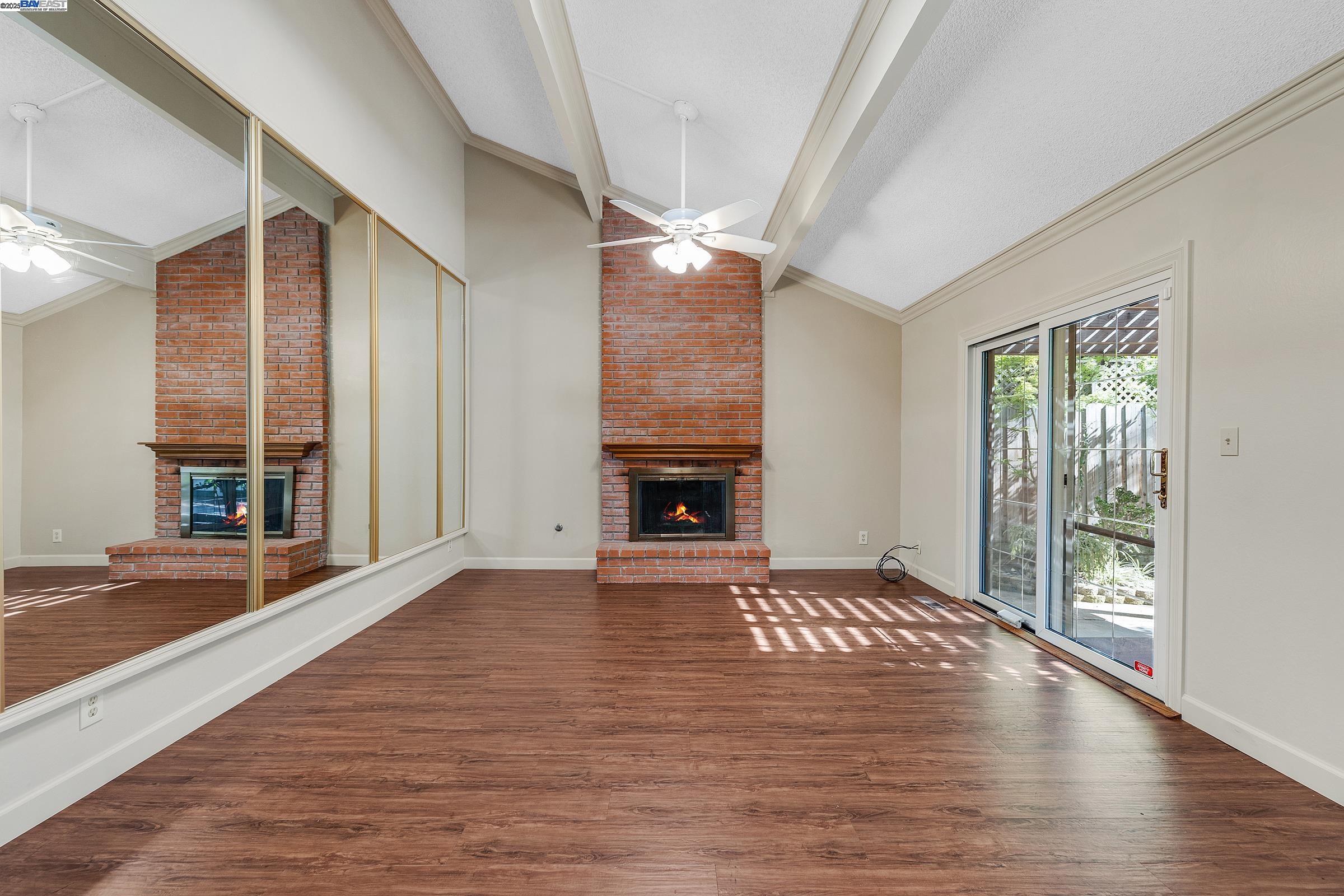 2207 Dexter Ct., Hayward, California 94541, 3 Bedrooms Bedrooms, 7 Rooms Rooms,2 BathroomsBathrooms,Residential,For Sale,2207 Dexter Ct.,41103330