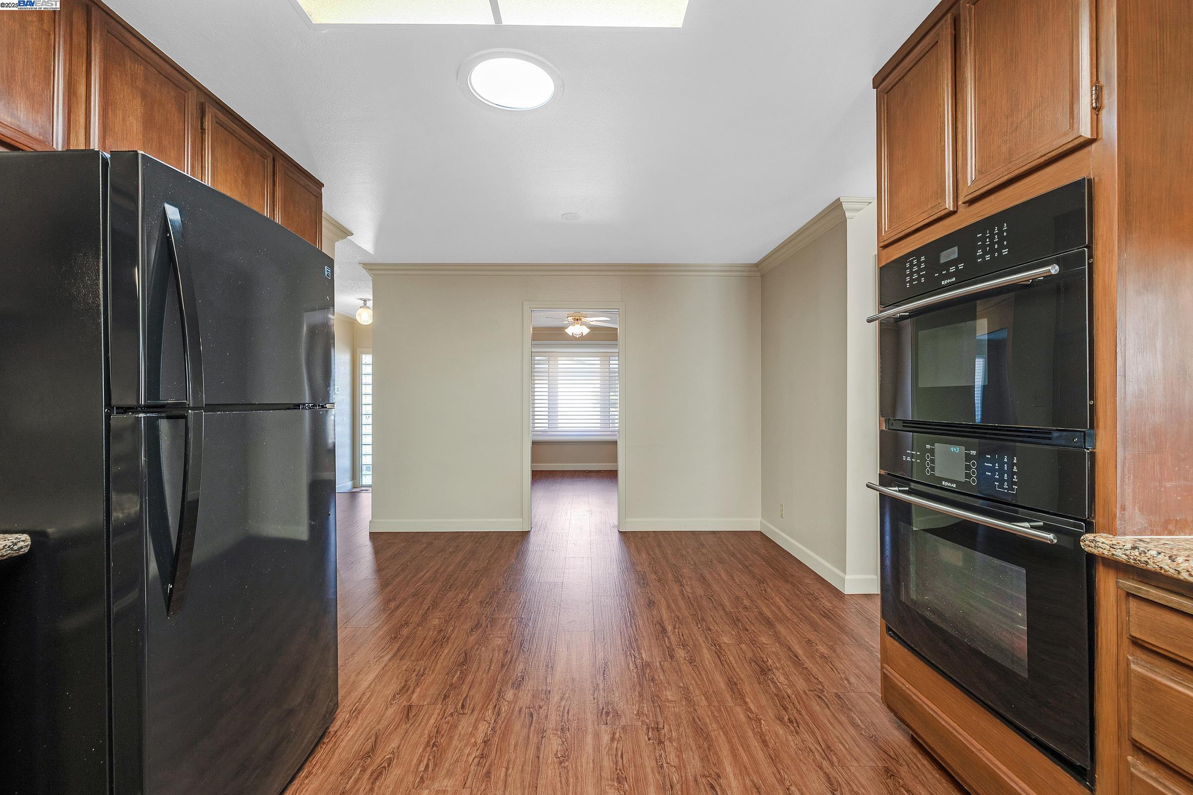 2207 Dexter Ct., Hayward, California 94541, 3 Bedrooms Bedrooms, 7 Rooms Rooms,2 BathroomsBathrooms,Residential,For Sale,2207 Dexter Ct.,41103330