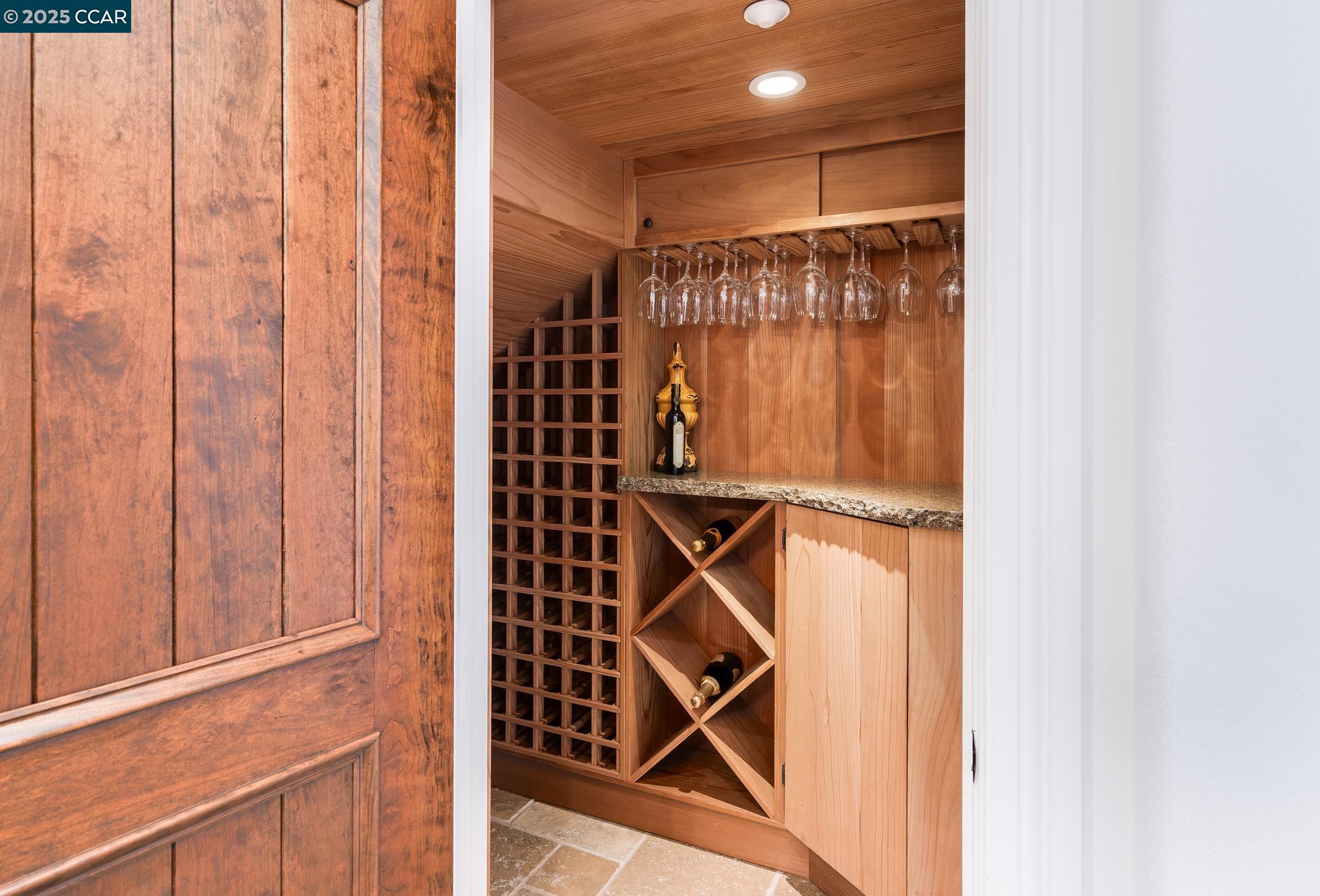 Detail Gallery Image 16 of 44 For 45 Lark Pl, Alamo,  CA 94507 - 5 Beds | 5/1 Baths