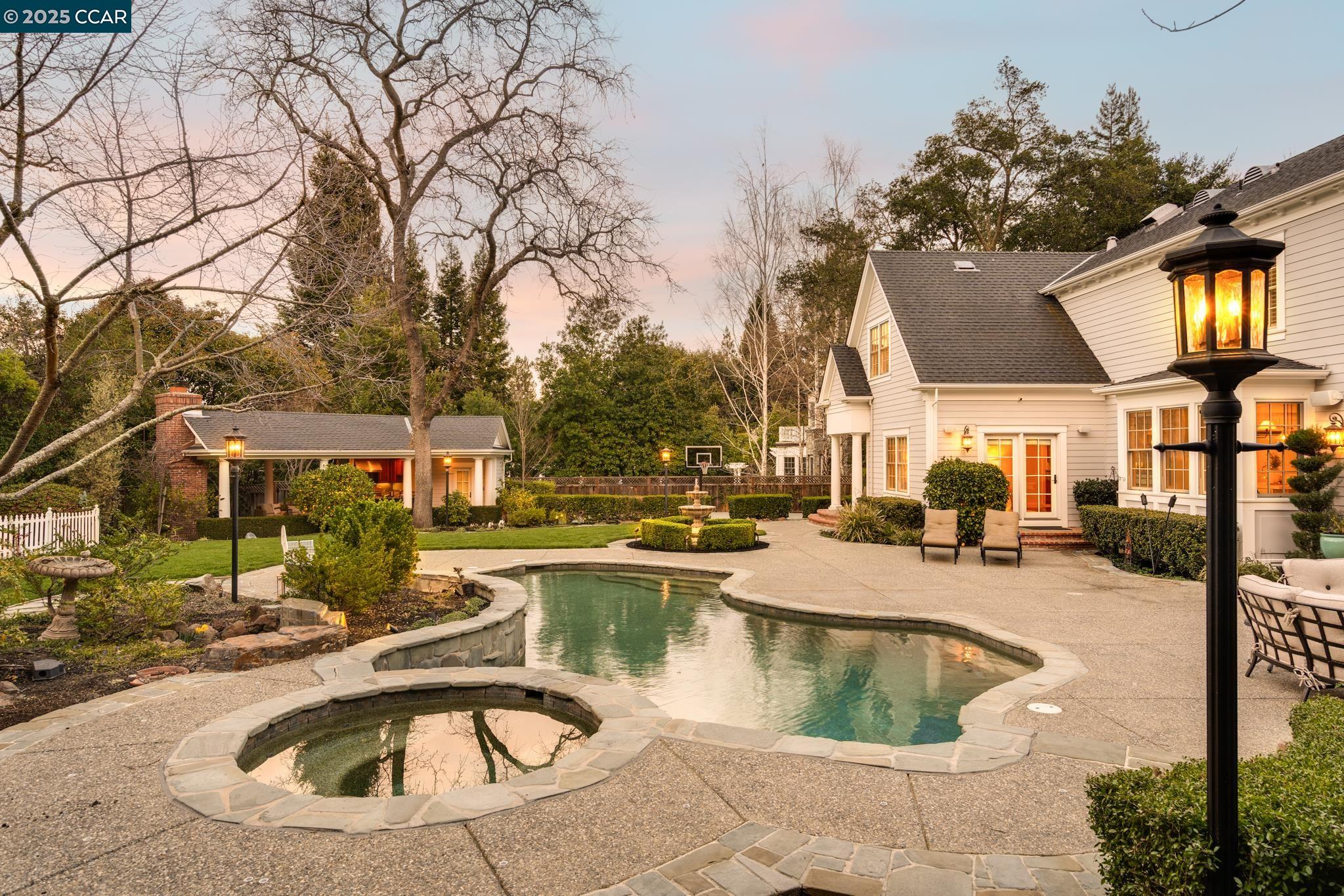 Detail Gallery Image 38 of 44 For 45 Lark Pl, Alamo,  CA 94507 - 5 Beds | 5/1 Baths