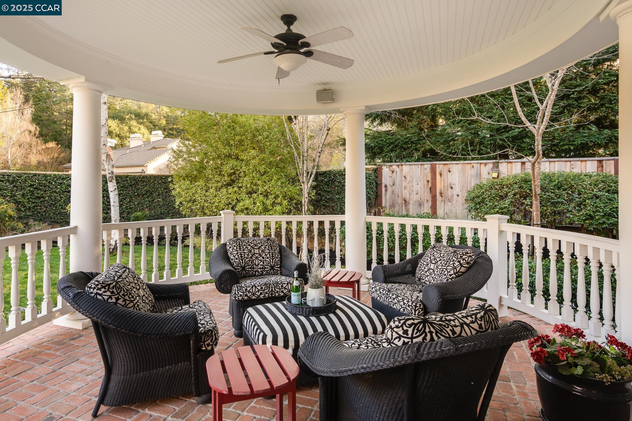 Detail Gallery Image 39 of 44 For 45 Lark Pl, Alamo,  CA 94507 - 5 Beds | 5/1 Baths