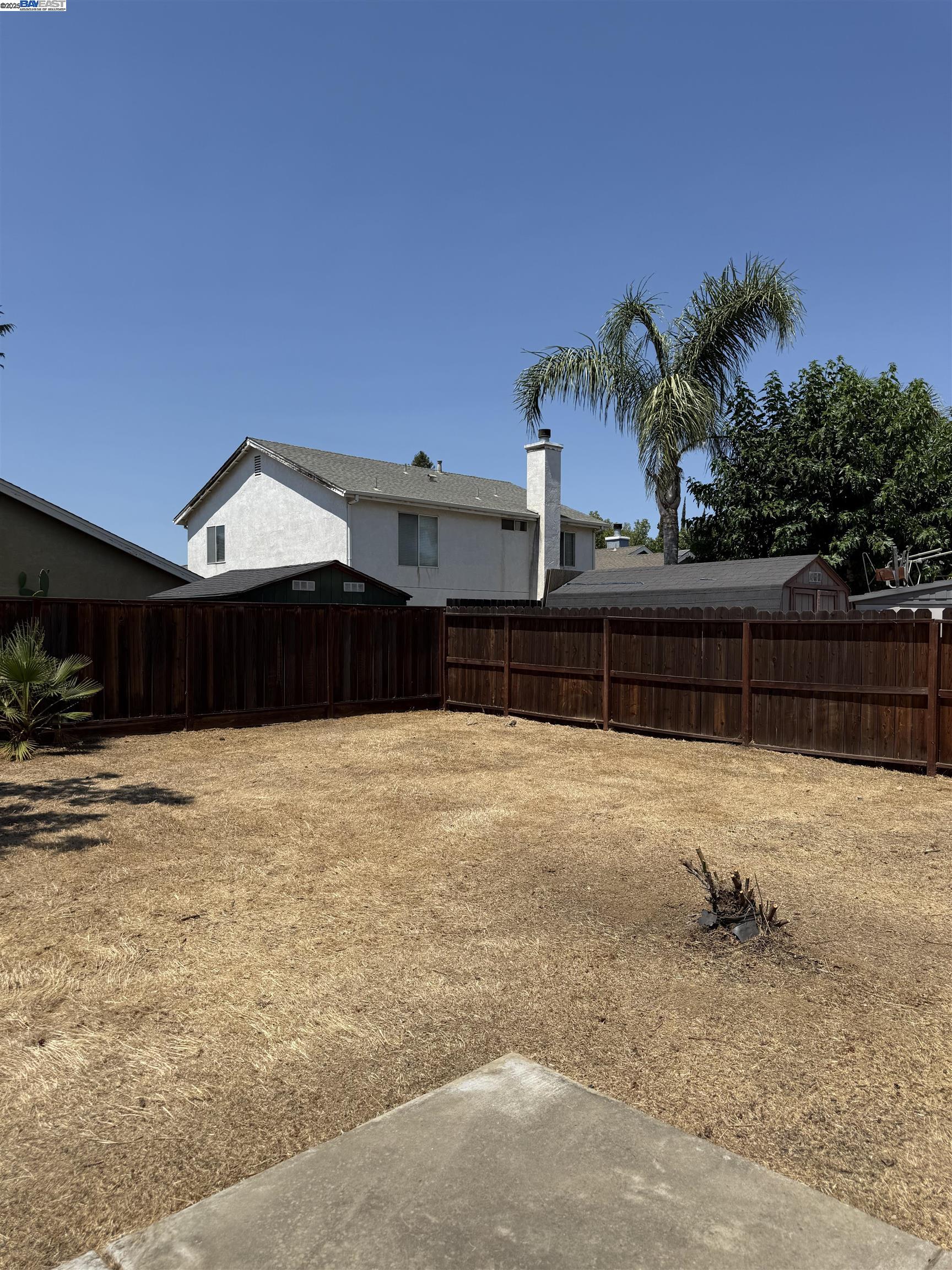 Detail Gallery Image 13 of 16 For 1019 Sparrow Hawk Lane, Patterson,  CA 95363 - 3 Beds | 2 Baths